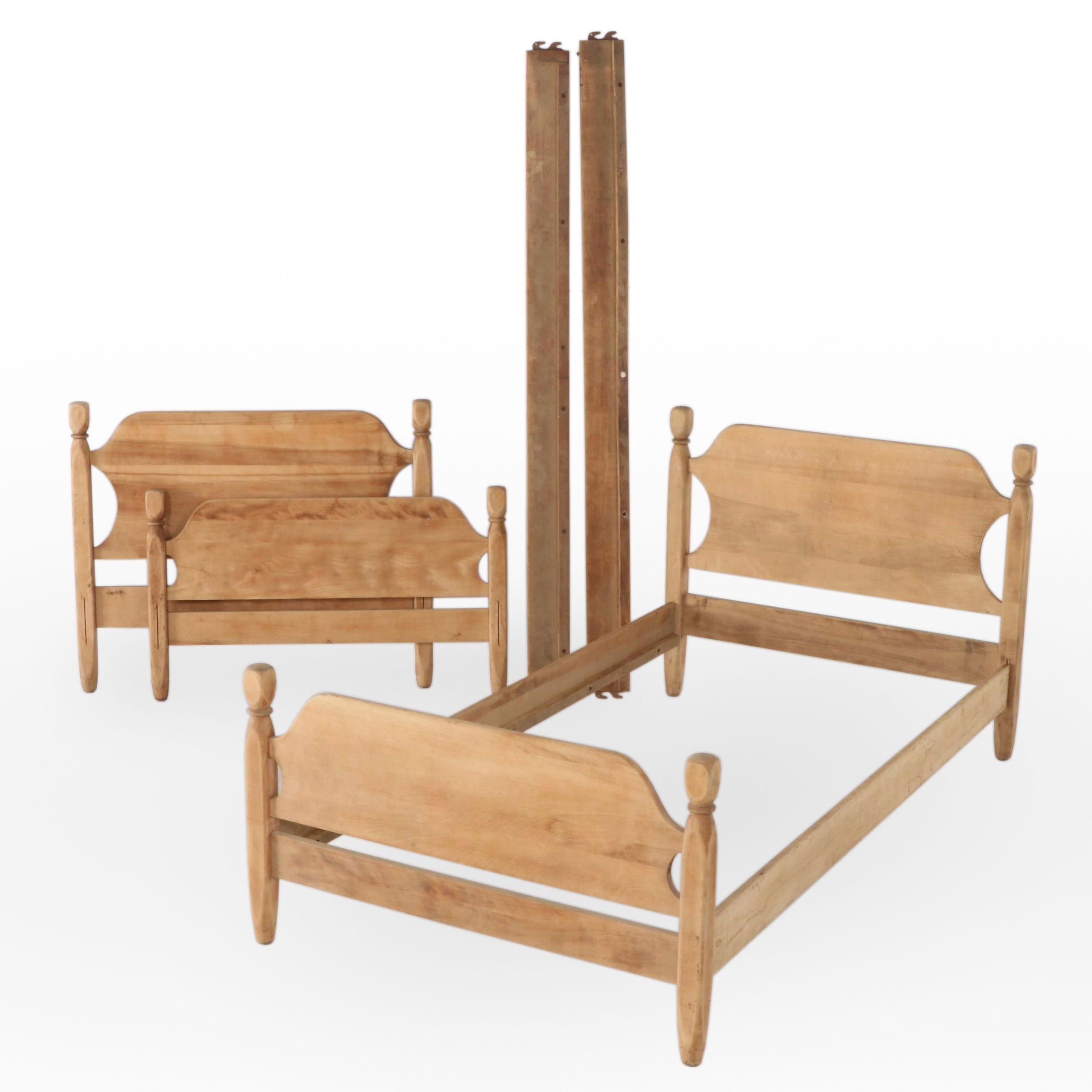 Two Baumritter Early American Style Maple Twin Size Bed Frames, 20th Century