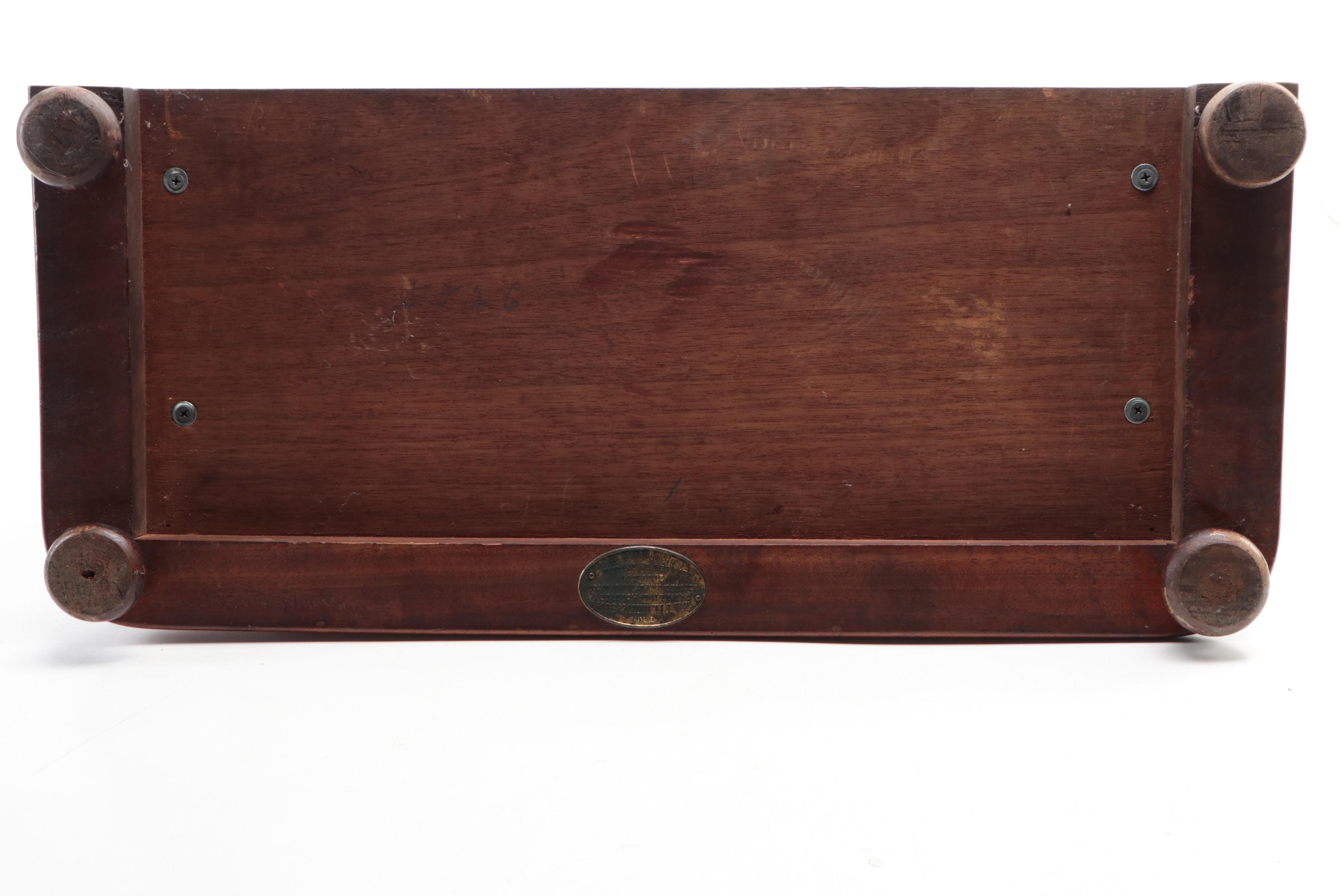 T.H. Filmer & Sons Mid-Victorian Mahogany Shaving Mirror, circa 1870