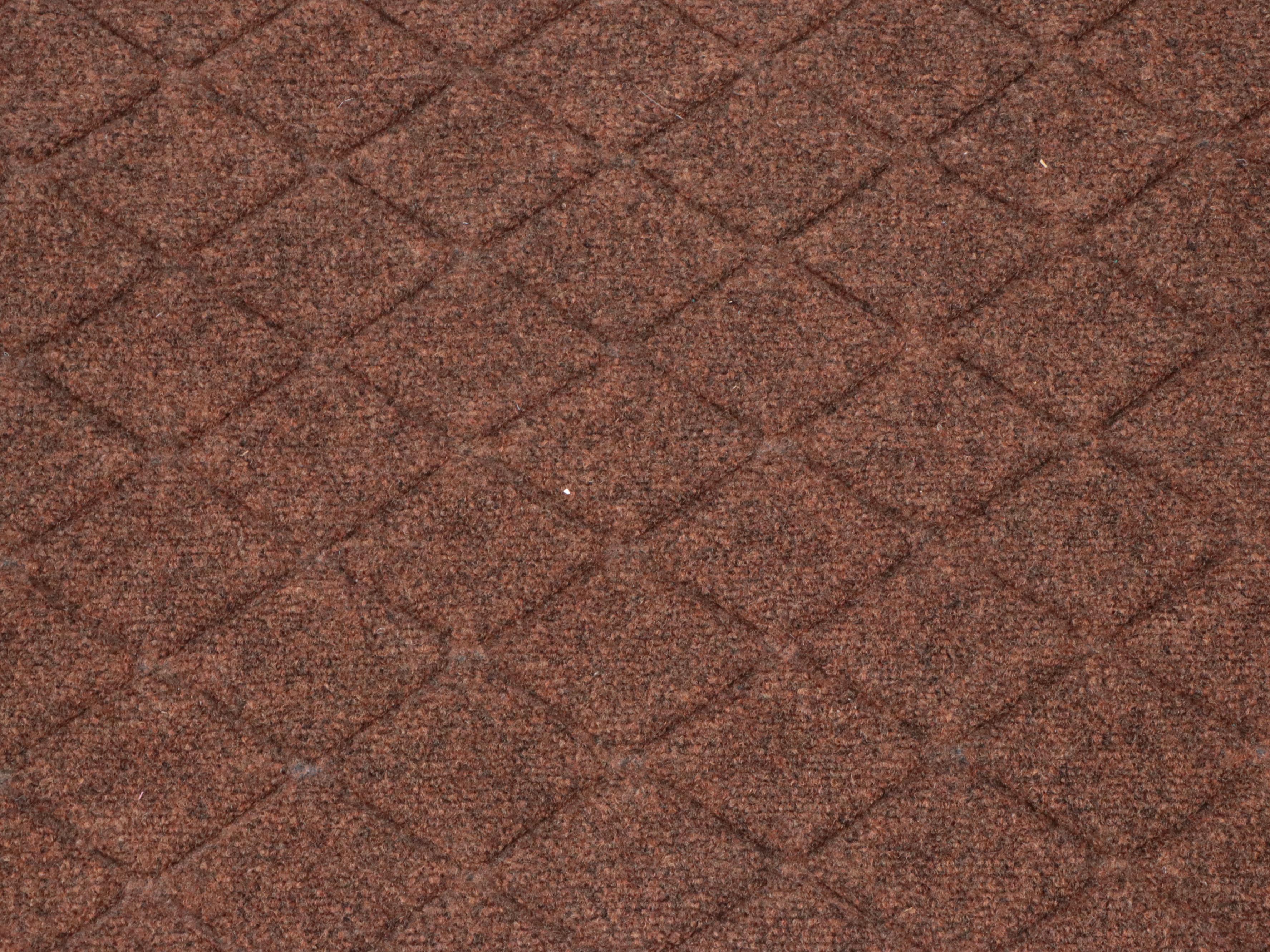 Pair of Machine Made Quilted Water Absorbing Door Mats