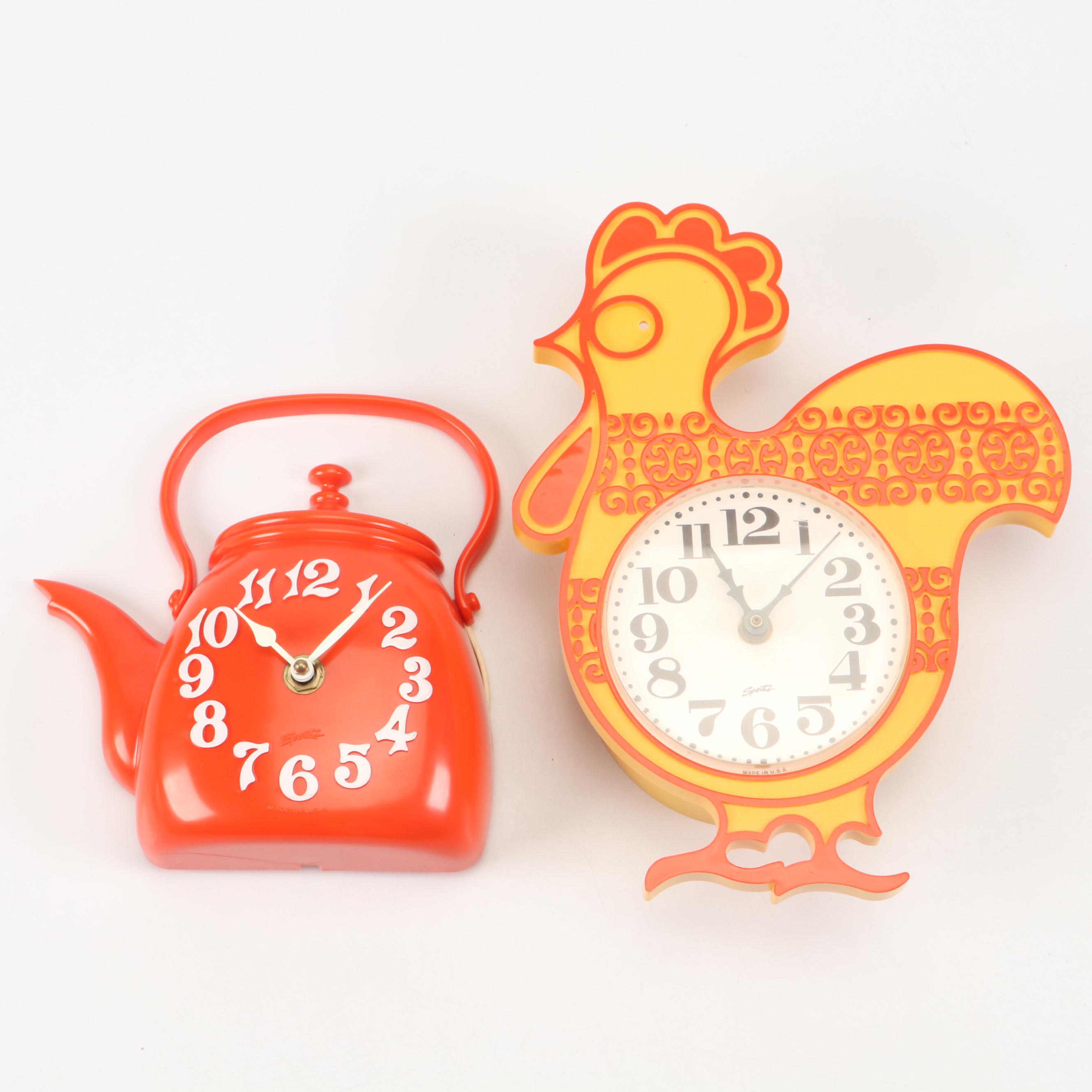 Spartus Molded Plastic Chicken and Teapot Wall Clocks, Mid to Late 20th C.