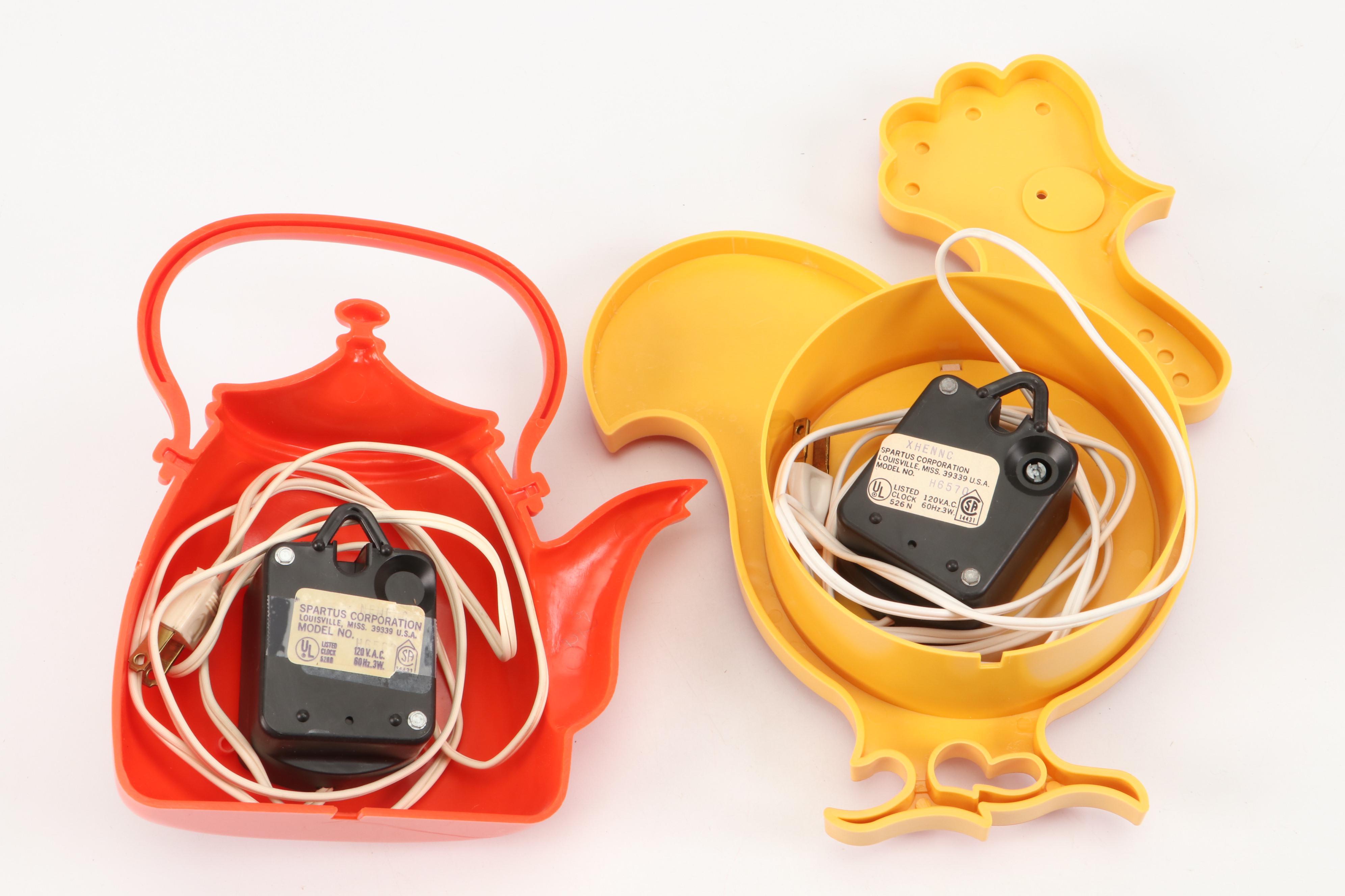 Spartus Molded Plastic Chicken and Teapot Wall Clocks, Mid to Late 20th C.