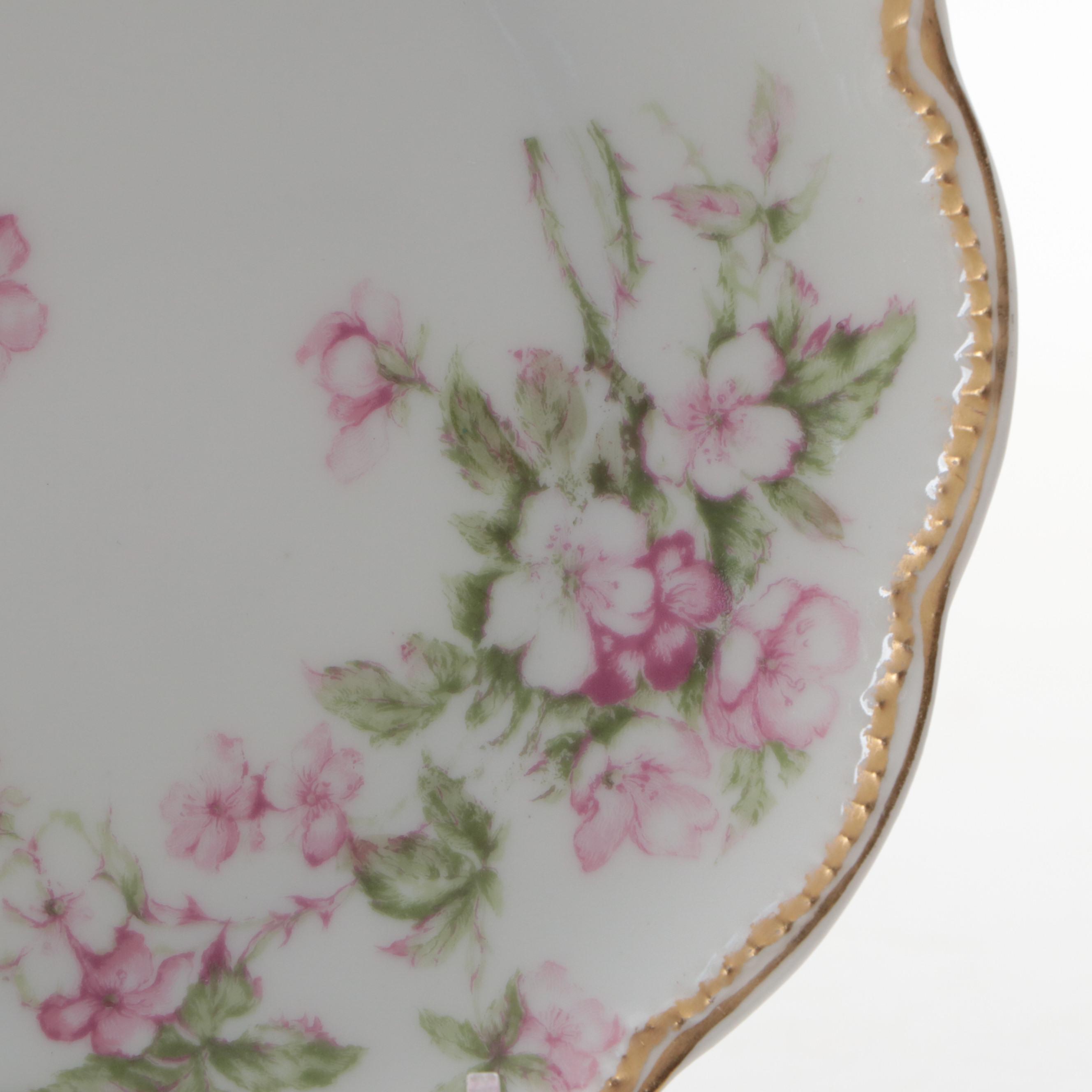 Haviland Limoges Gilt Porcelain Scalloped Plates, Mid to Late 20th Century