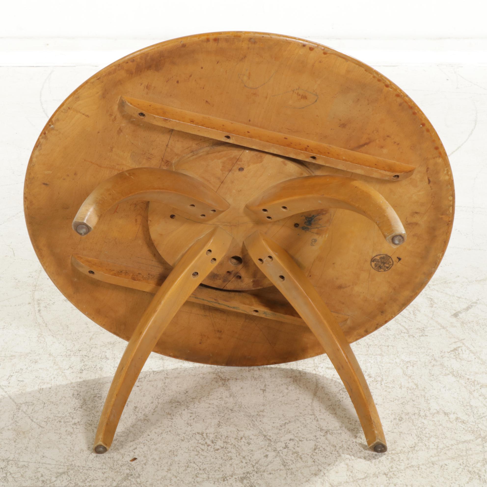 Heywood-Wakefield Round Maple Coffee Table, Mid 20th Century