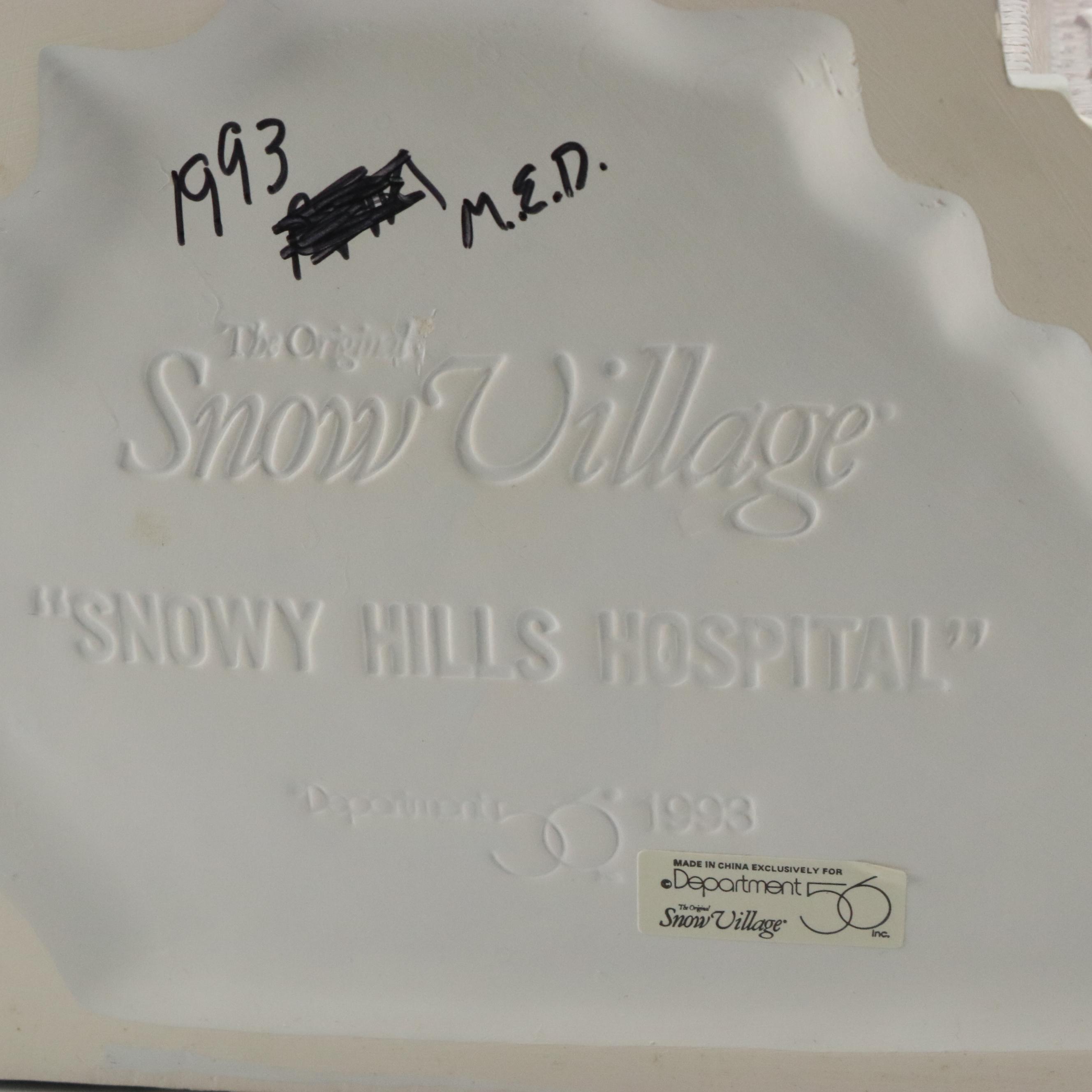 Department 56 Snowy Hills Hospital, Santa Comes to Town and Other Table Décor