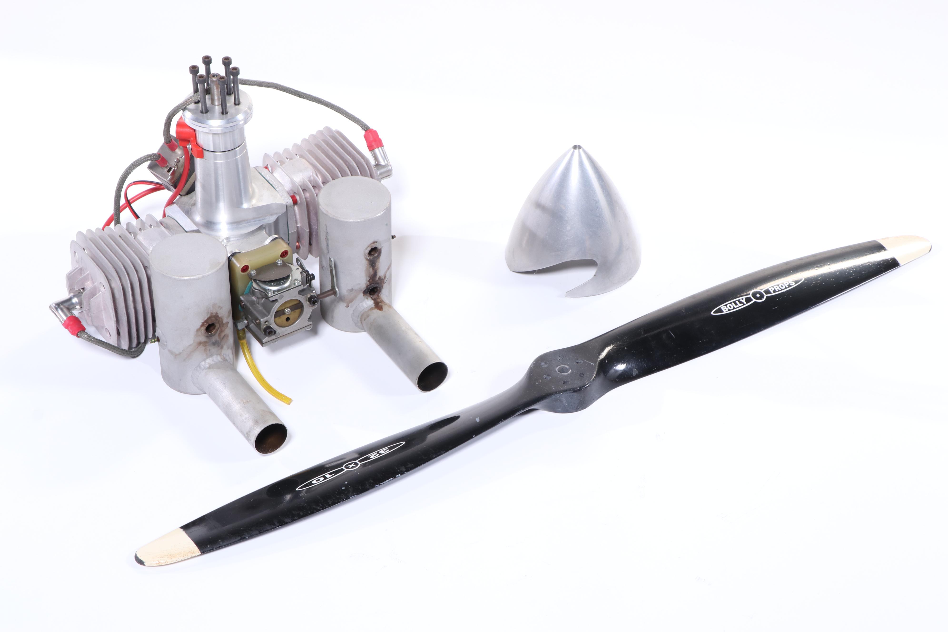 Carden Aircraft "Giles 300" Model RC Airplane with Desert Aircraft DA150 Engine