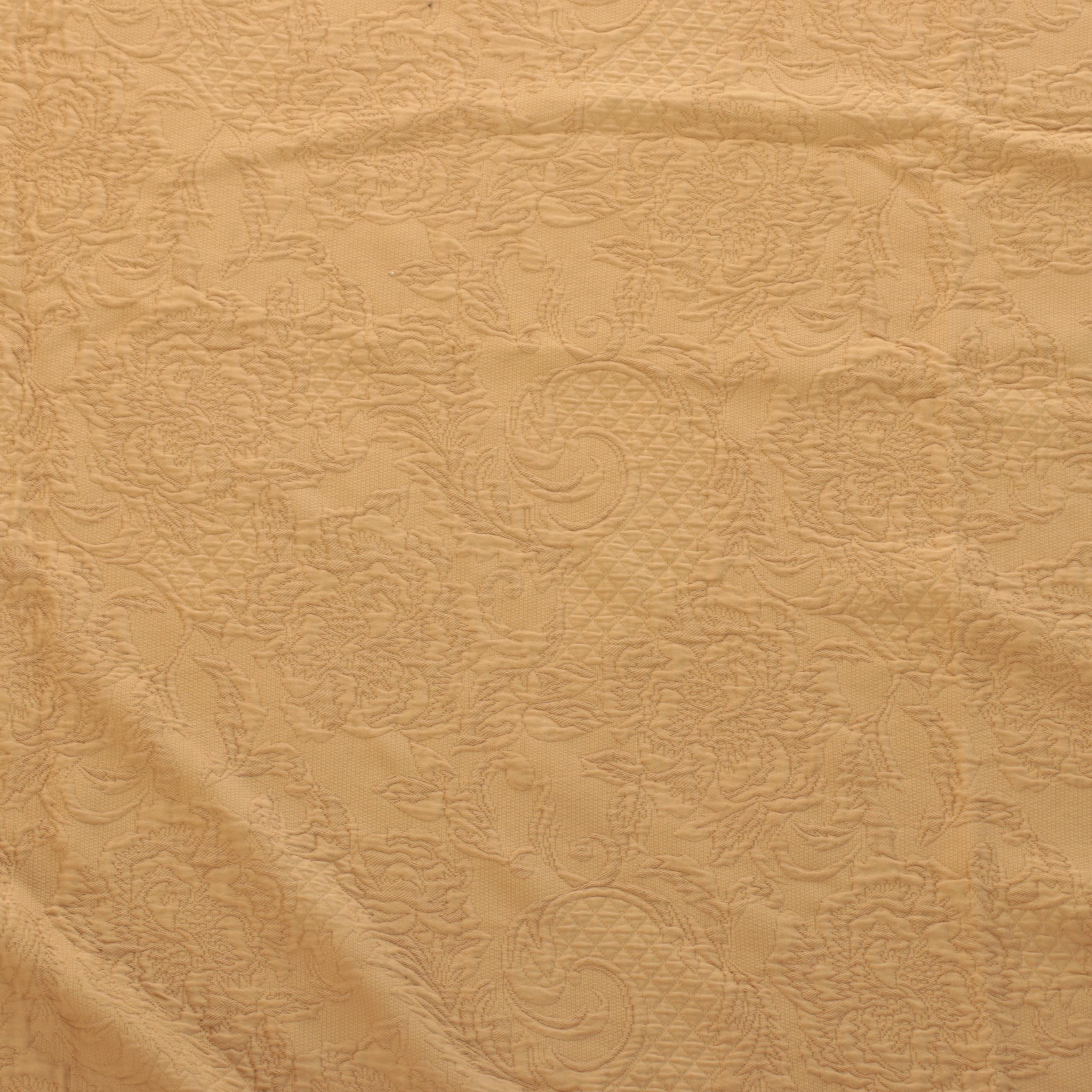 Ralph Lauren Full/Queen Size Comforter and Frontgate King Size Cotton Quilt