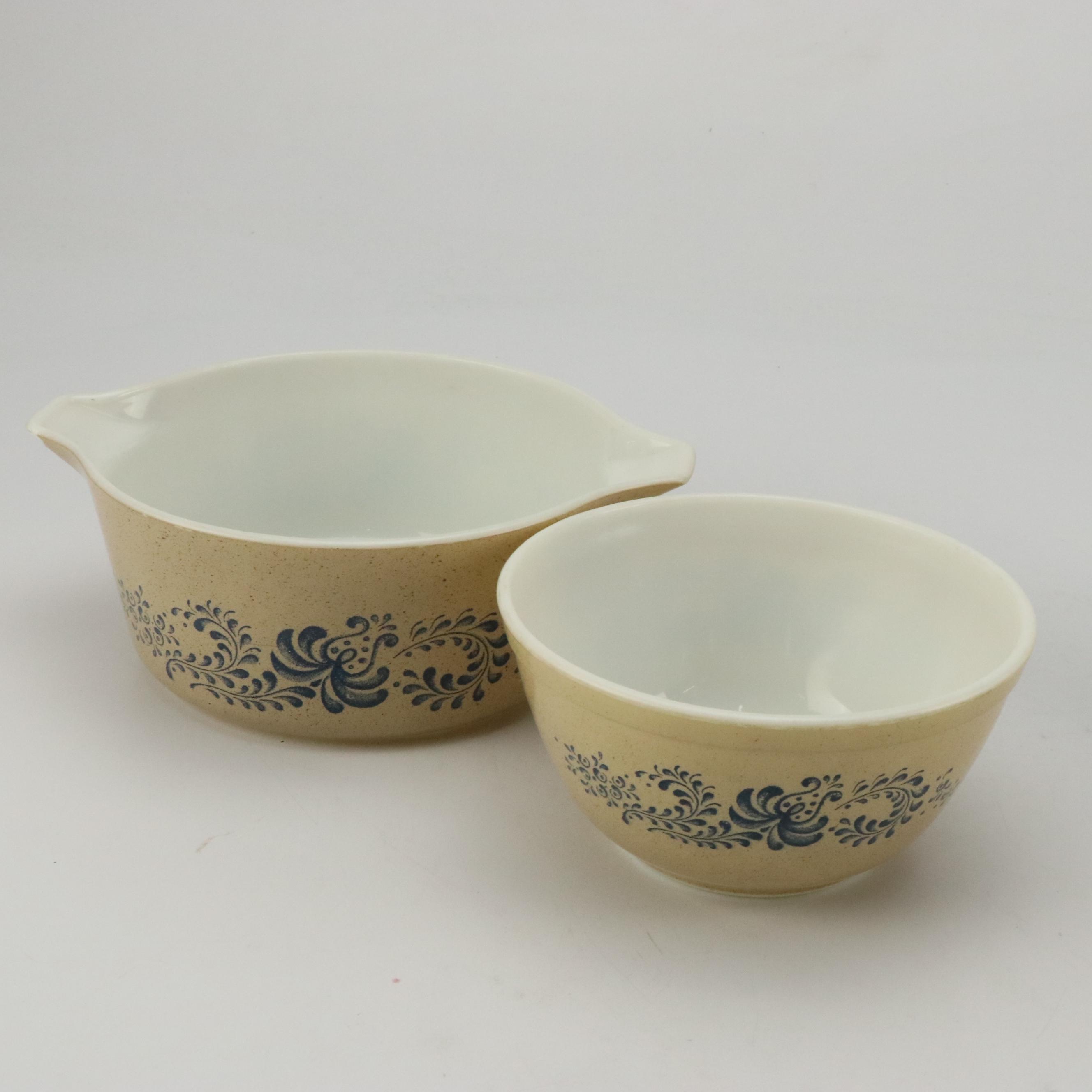 Pyrex "Homestead" Mixing Bowls with Rooster Figurines