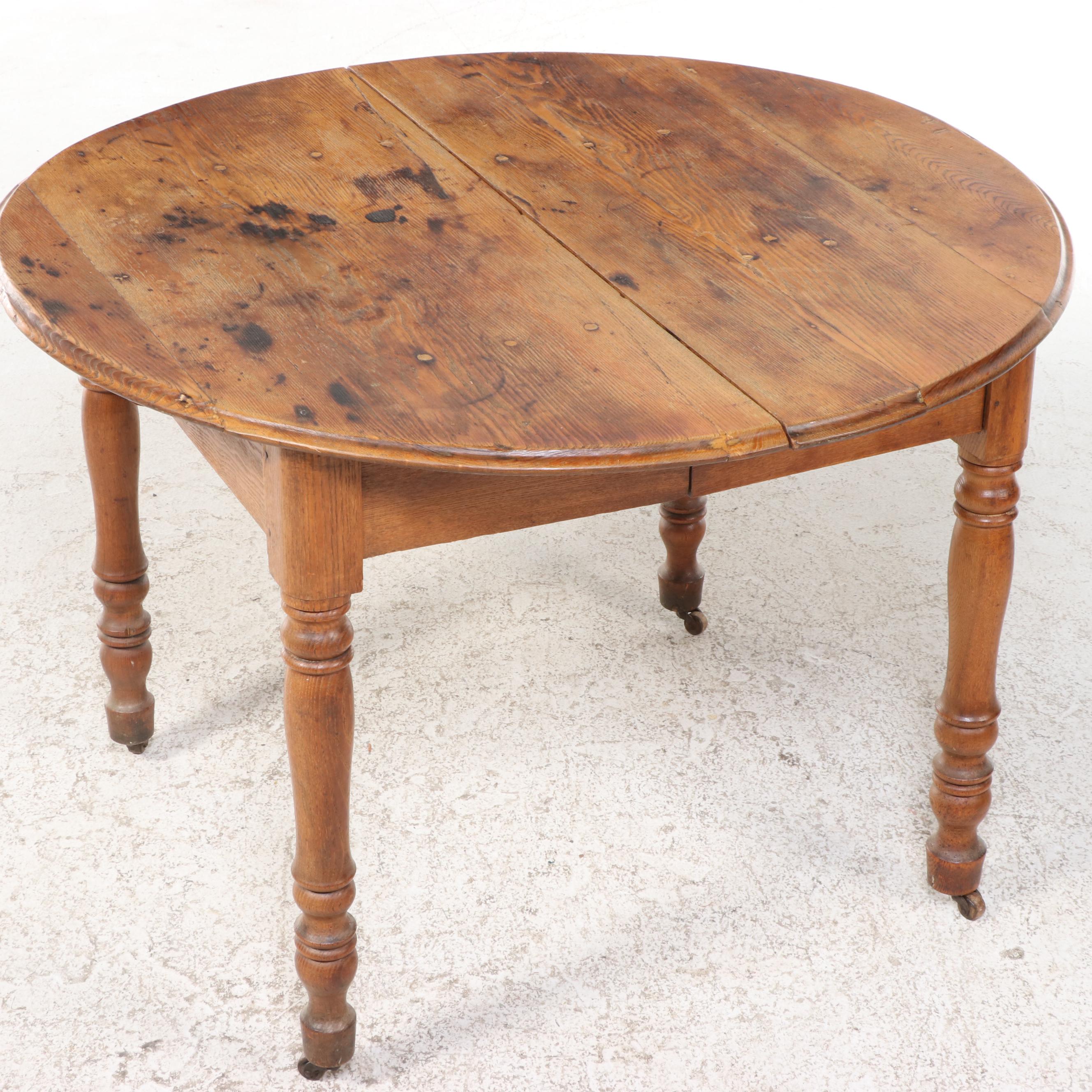 Five-Piece Dining Set with Windsor Style Bow-Back Spindle Chairs and Pine Table