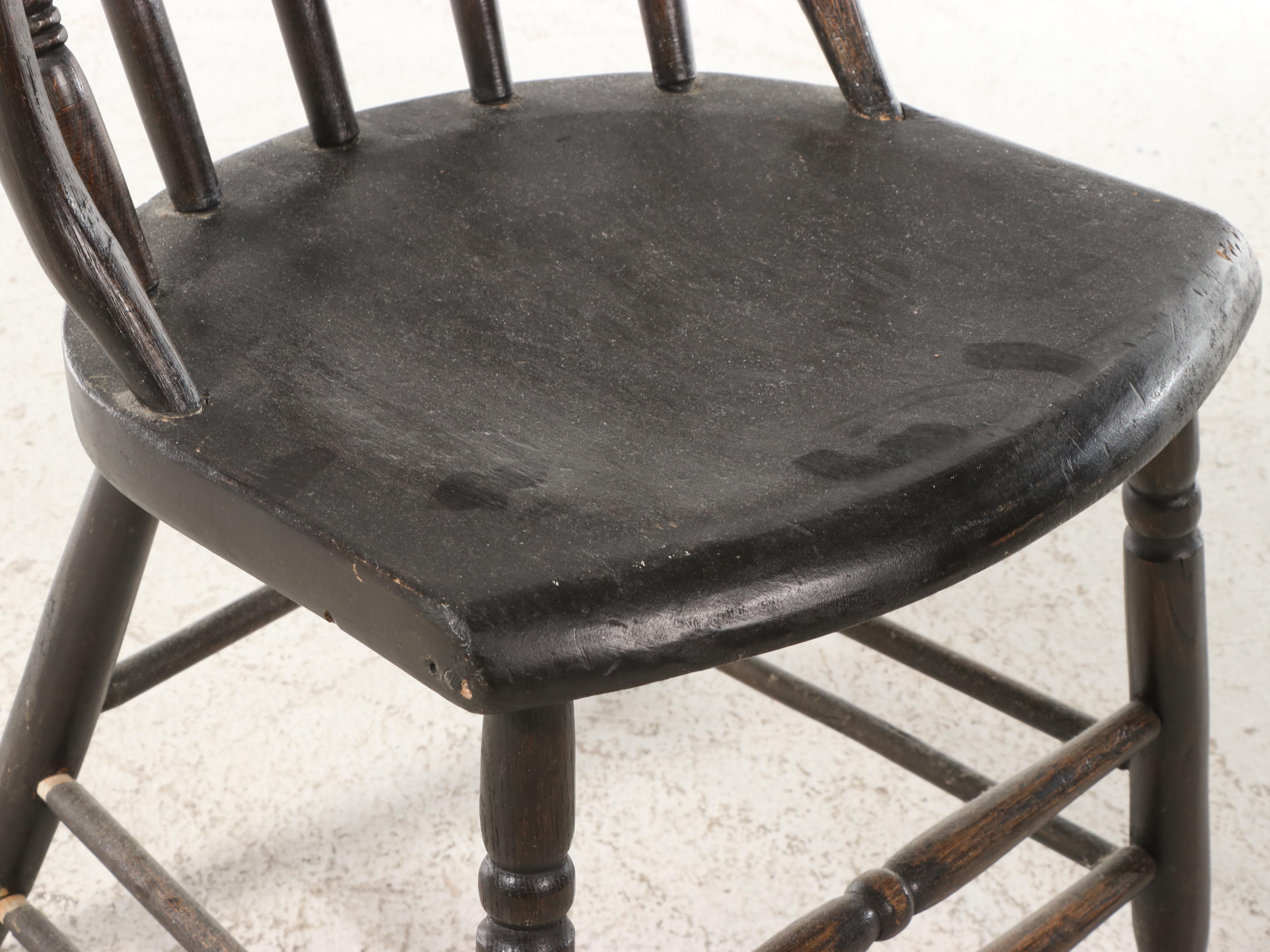 Five-Piece Dining Set with Windsor Style Bow-Back Spindle Chairs and Pine Table