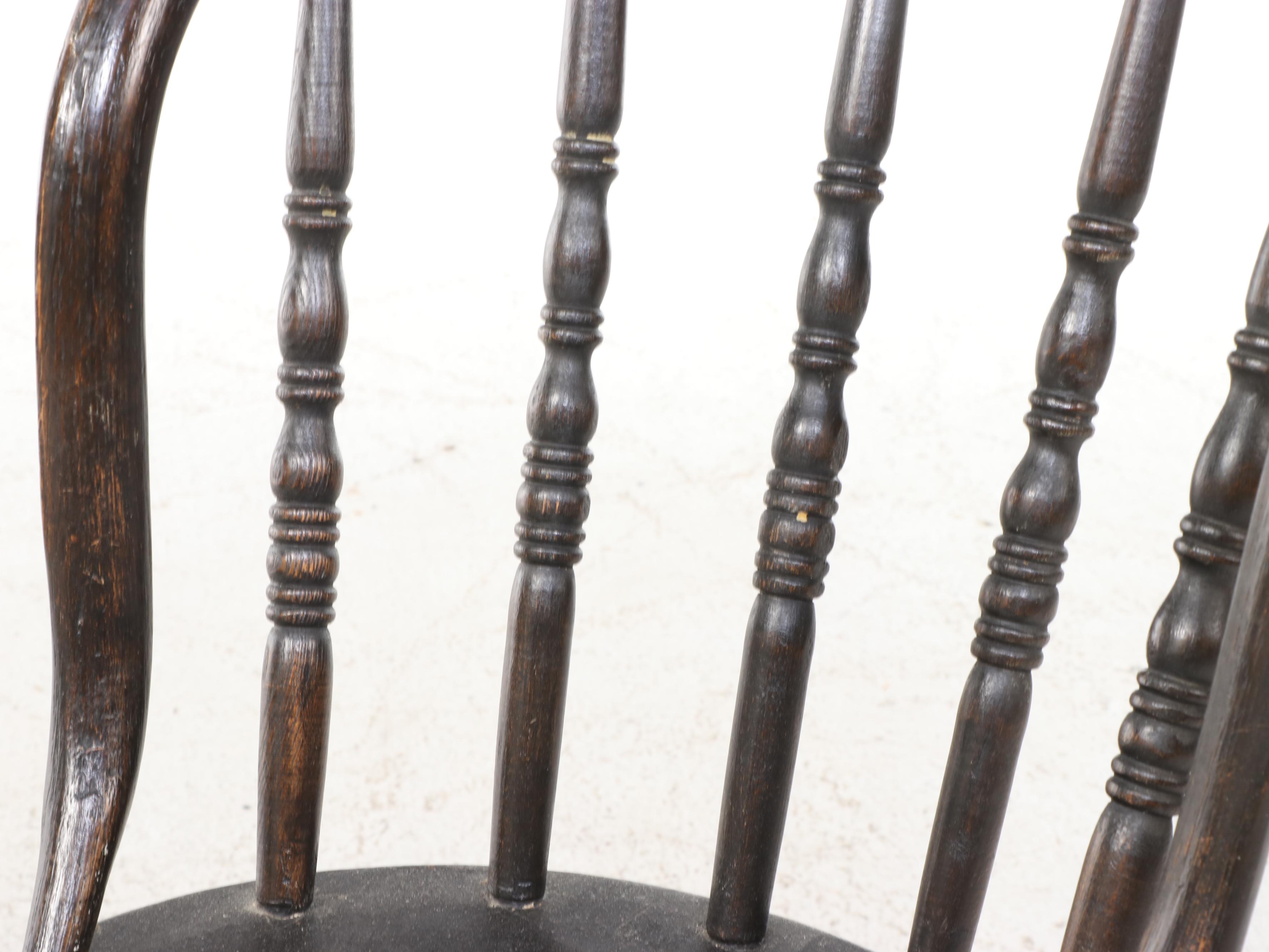 Five-Piece Dining Set with Windsor Style Bow-Back Spindle Chairs and Pine Table