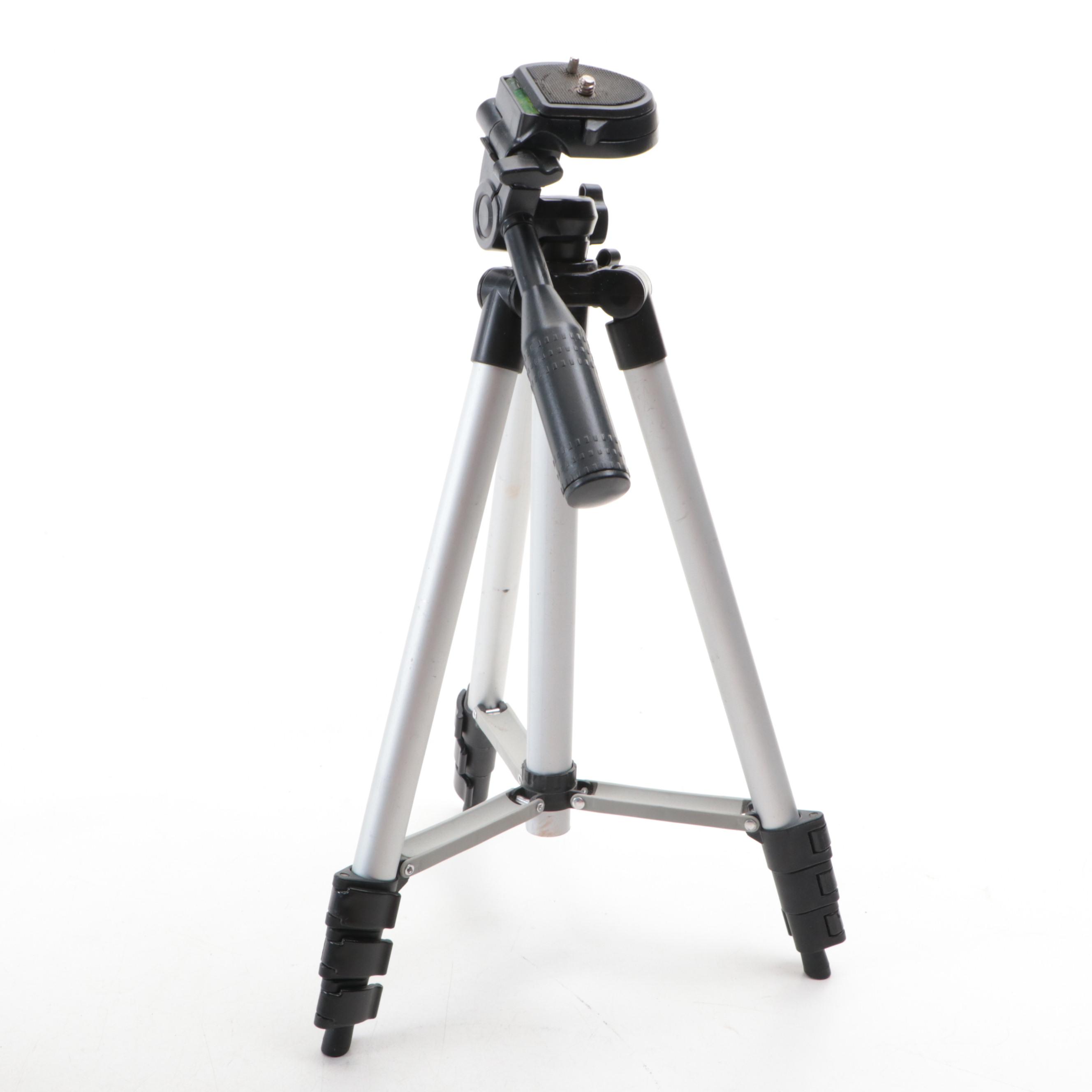 Minolta XG1 SLR Film Camera with 45 mm f/2 Lens with Carrying Case and Tripod