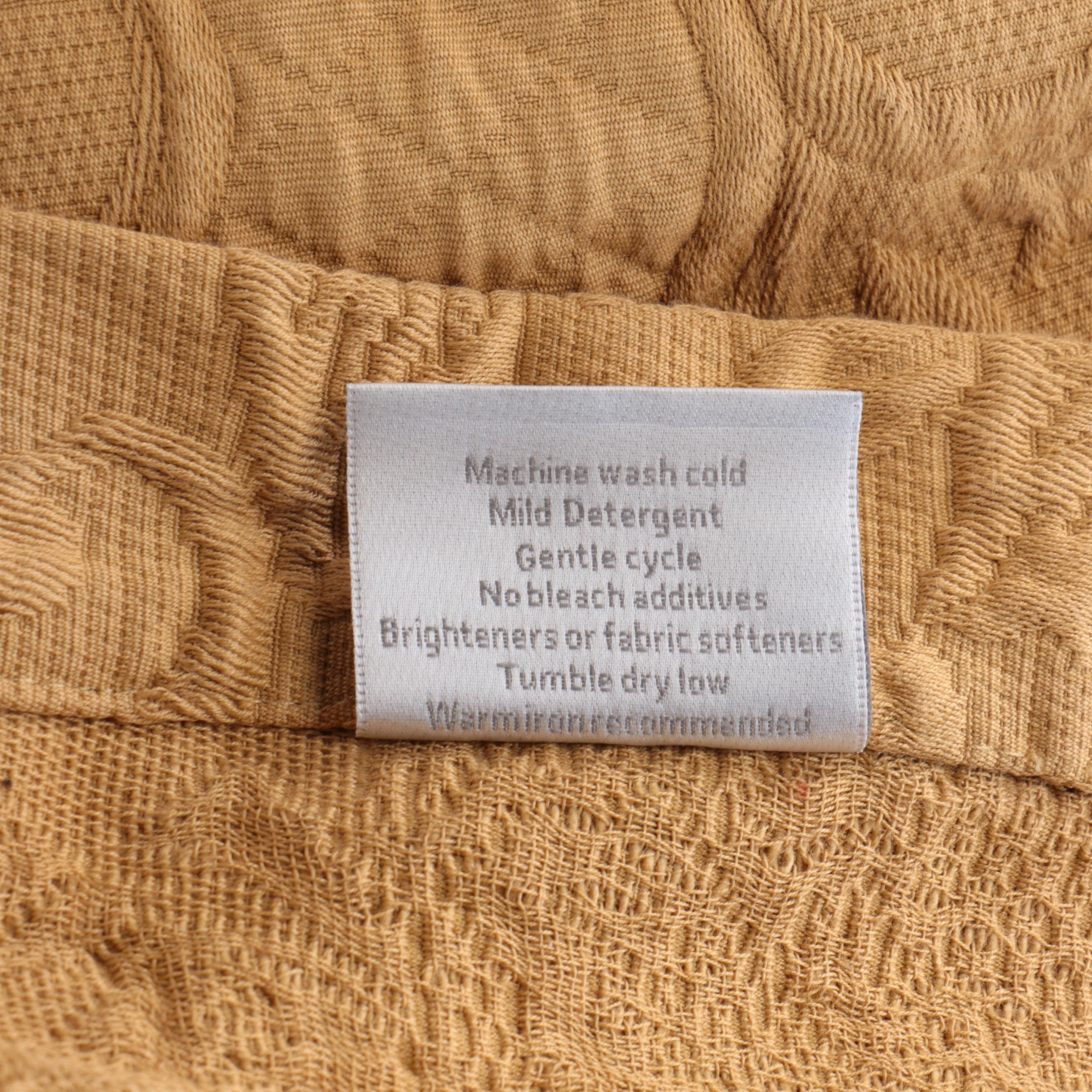 Ralph Lauren Full/Queen Size Comforter and Frontgate King Size Cotton Quilt