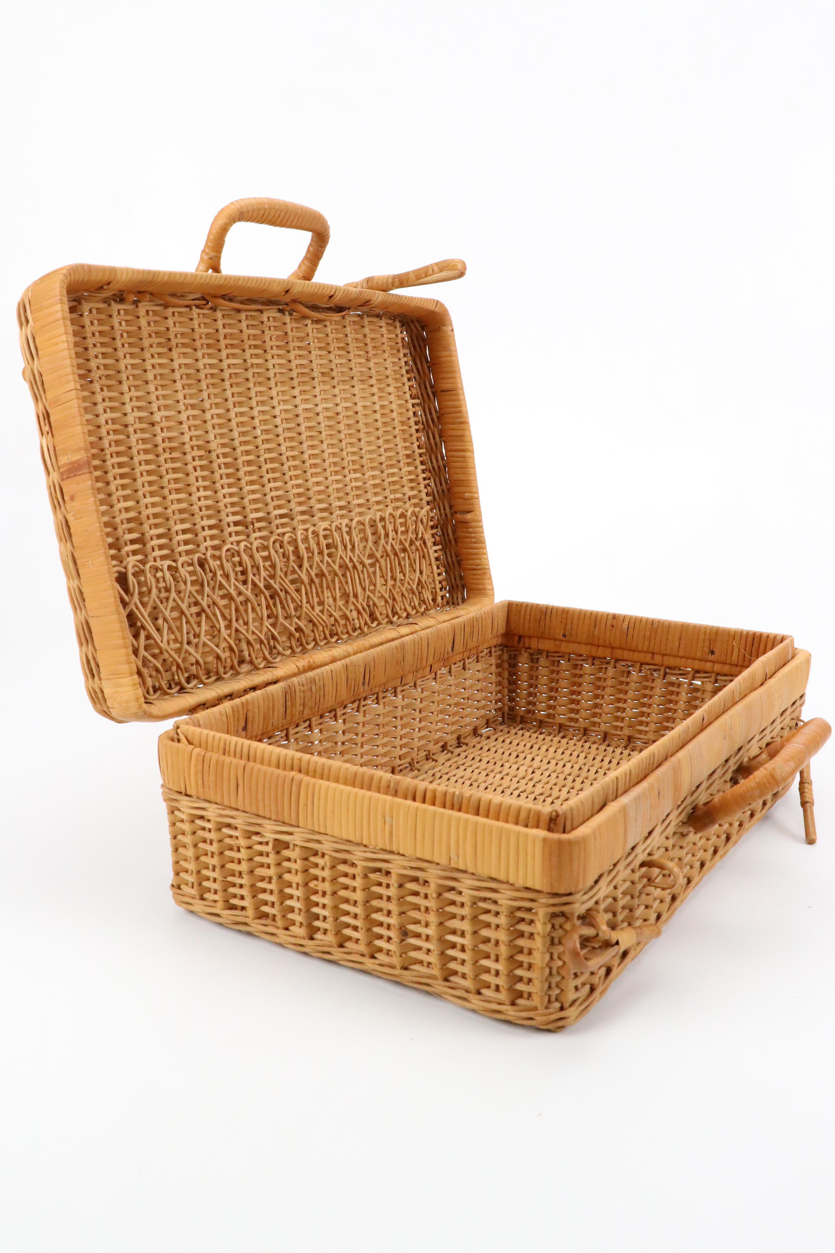 Heller Maximug Wicker Picnic Basket with Doll's Wood and Cast Iron Runner Sled