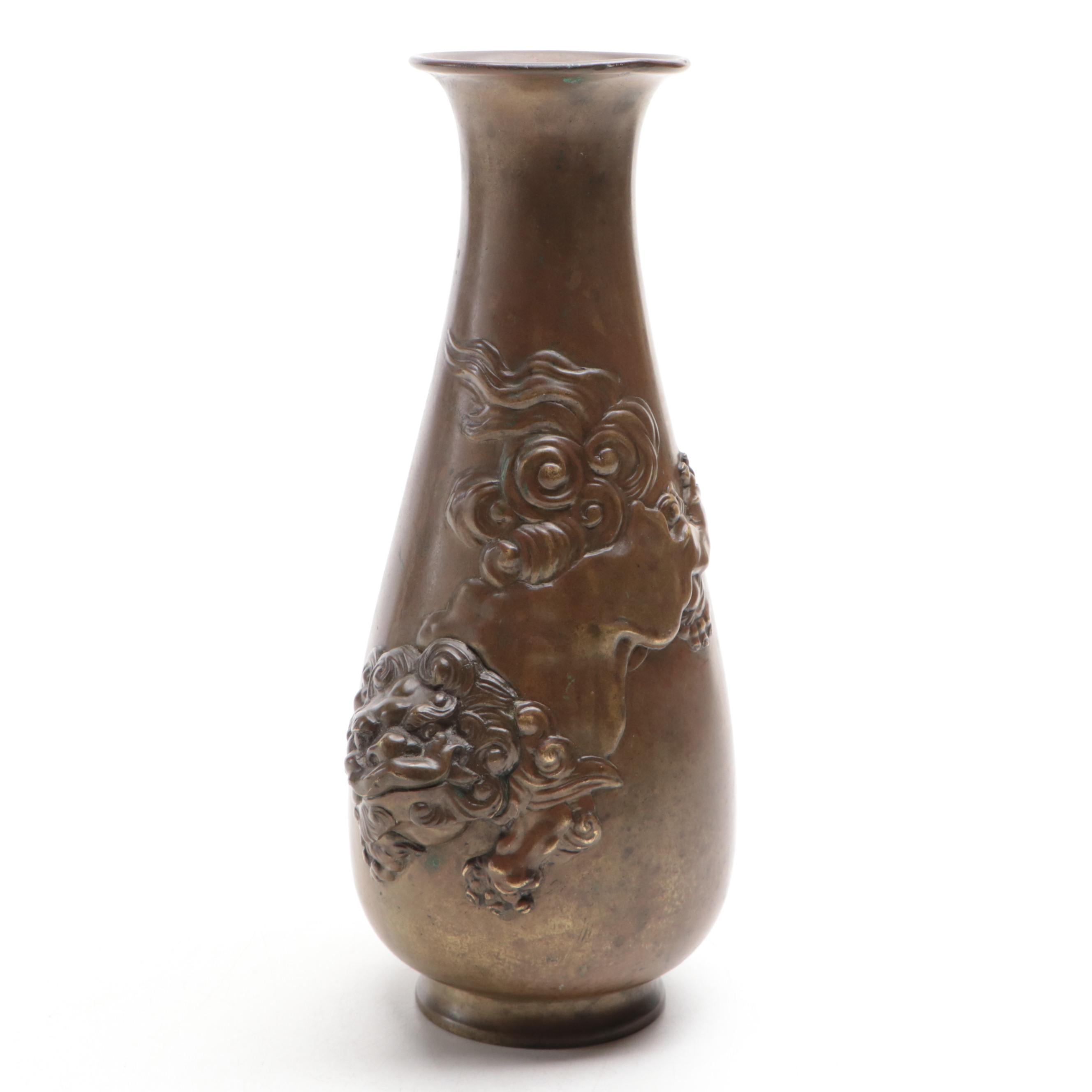Japanese Yoshimasa Bronze Meiji Period Dragon Vase
