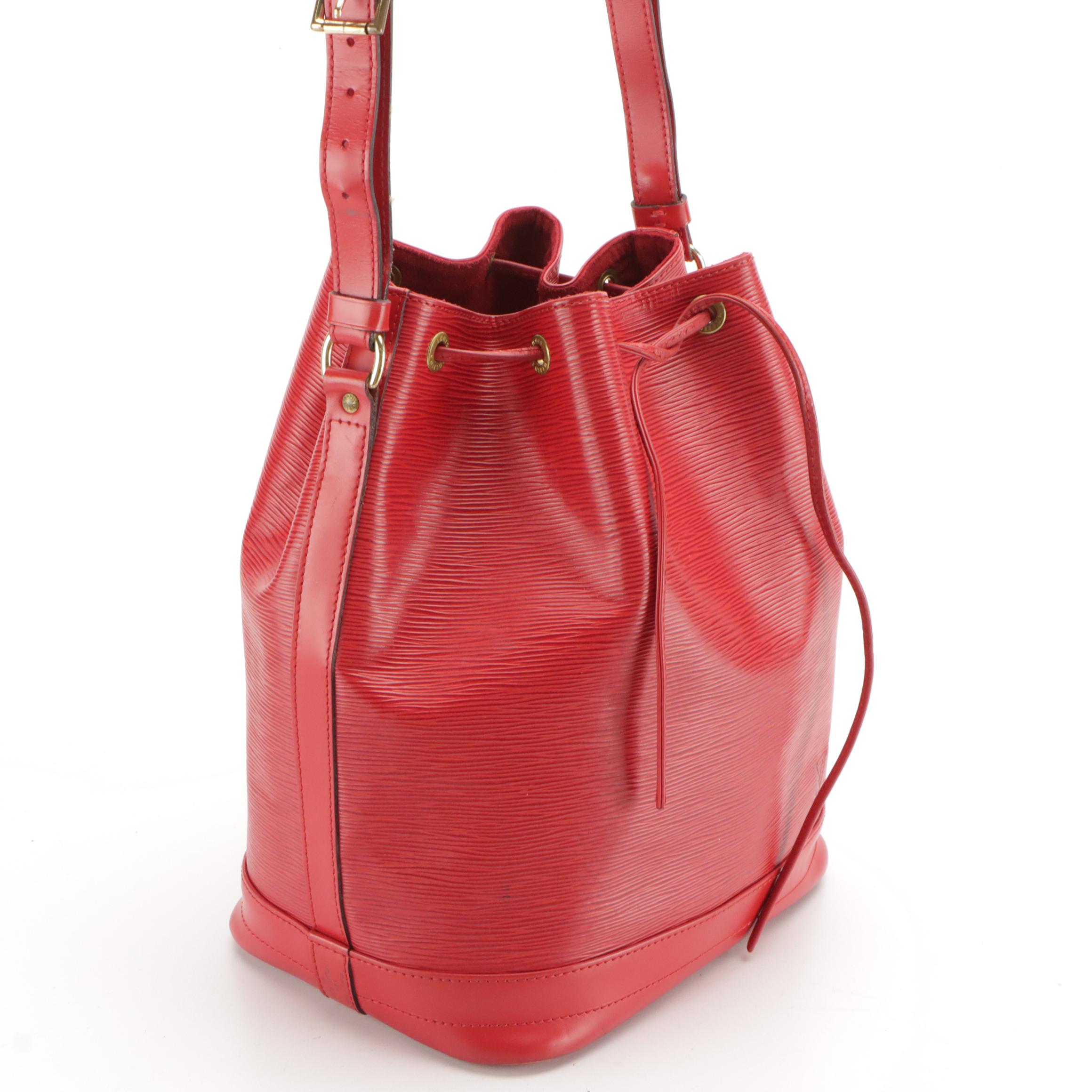 Louis Vuitton Noé Shoulder Bag in Castilian Red Epi and Smooth Leather