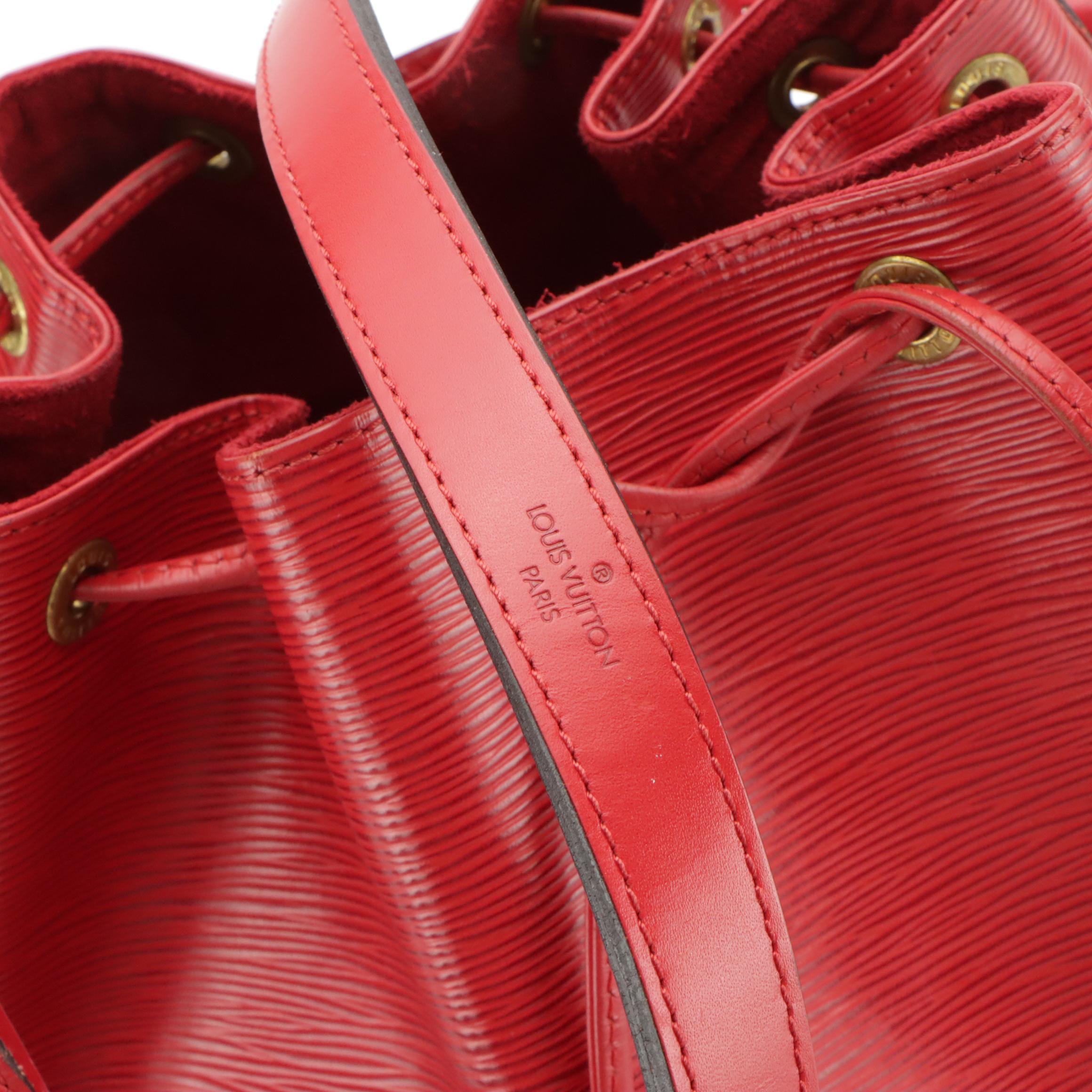 Louis Vuitton Noé Shoulder Bag in Castilian Red Epi and Smooth Leather