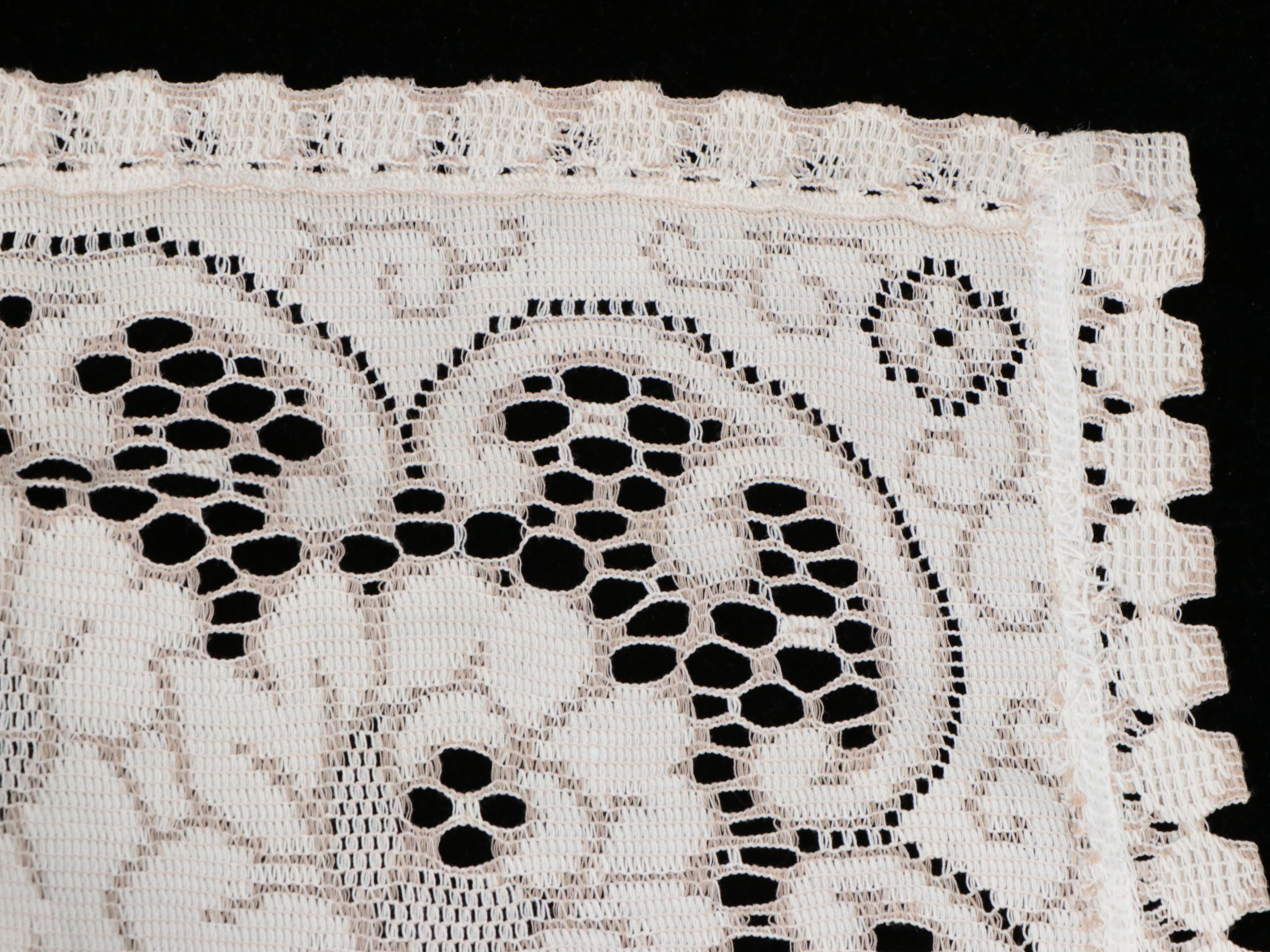 Valentine's Day Cloth Placemats and Other Seasonal Table Linens