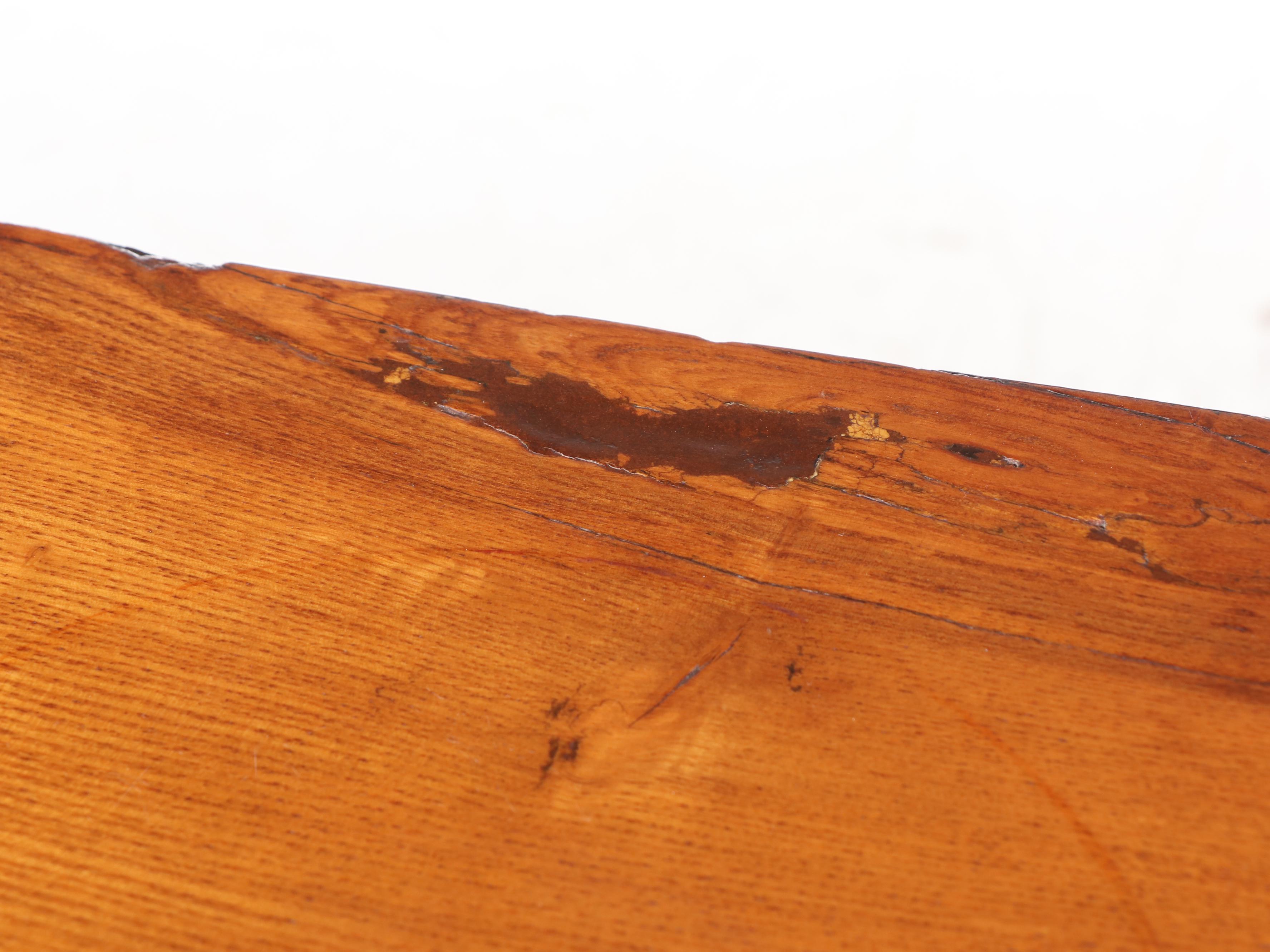 Victorian Oak Three-Drawer Chest, Late 19th Century