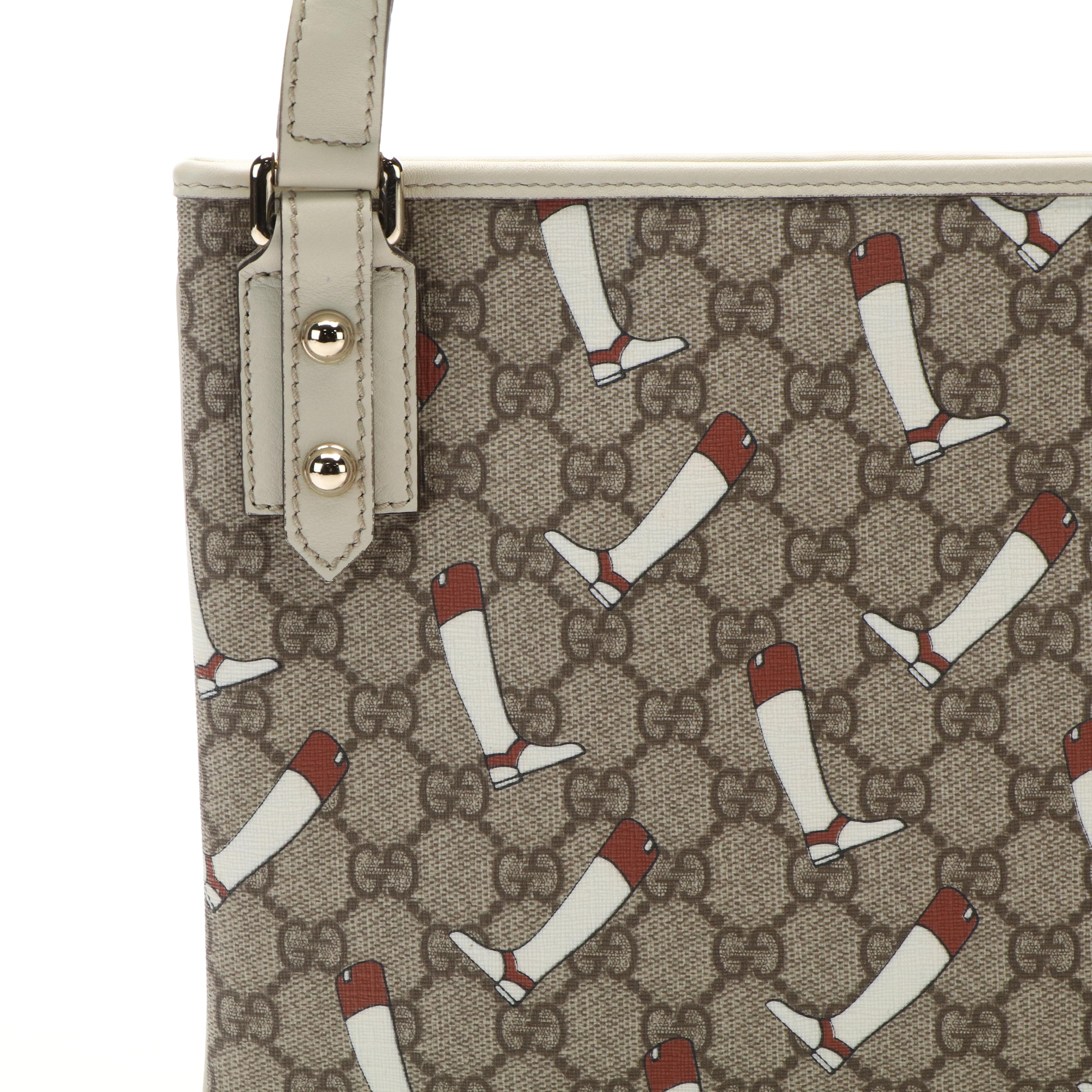 Gucci The Boot GG Supreme Messenger Bag