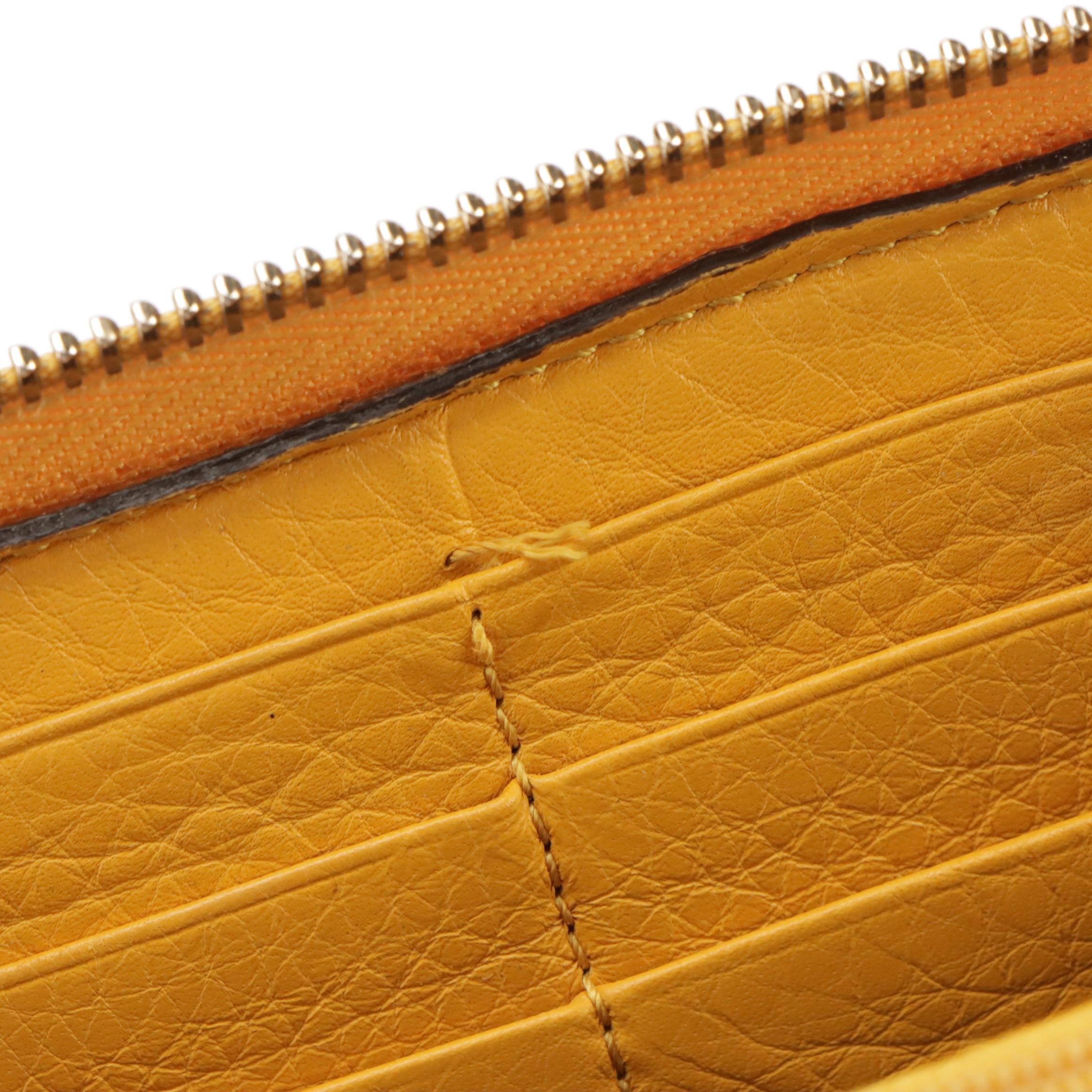 Gucci Bamboo Tassel Zip Around Wallet in GG Canvas with Leather Trim and Box