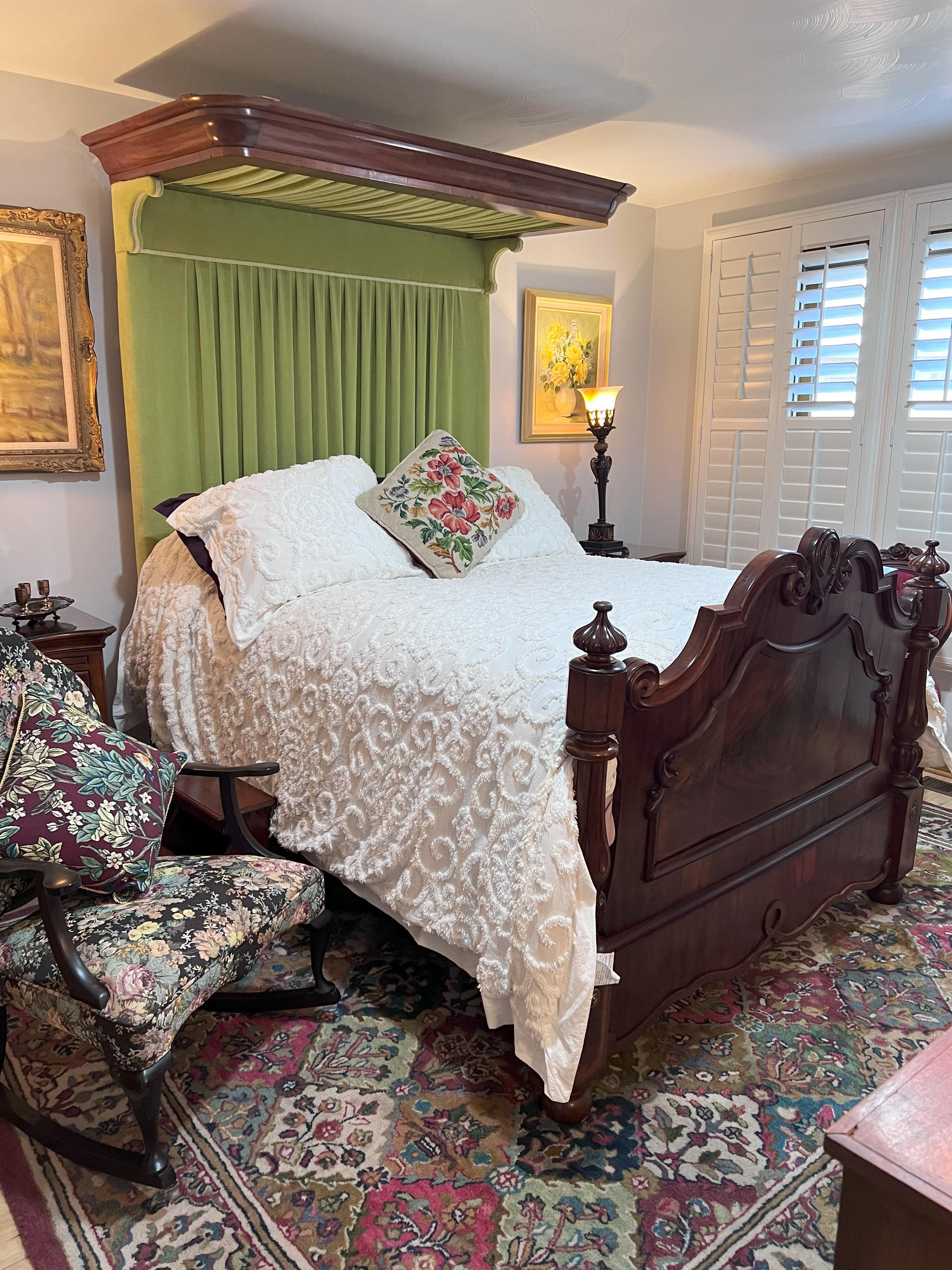 Mahogany Tester Bed with Haunted Protho Mansion Provenance, Early 19th Century