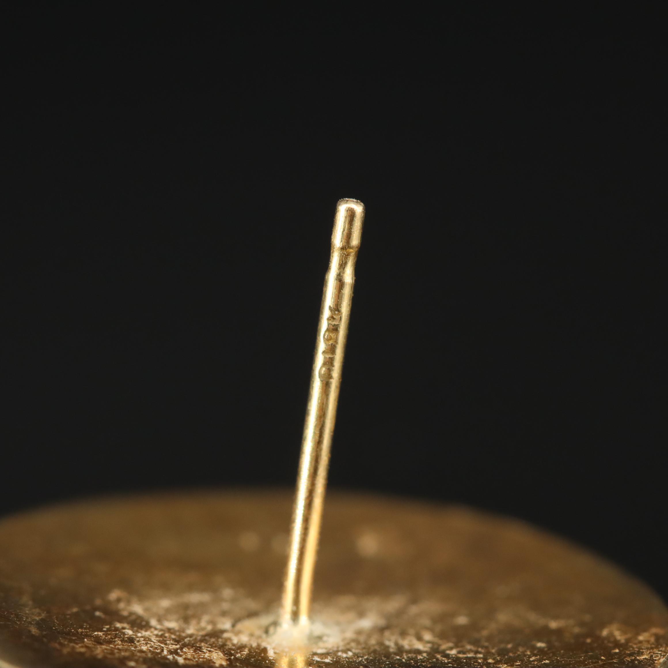 18K Fluted Button Earrings