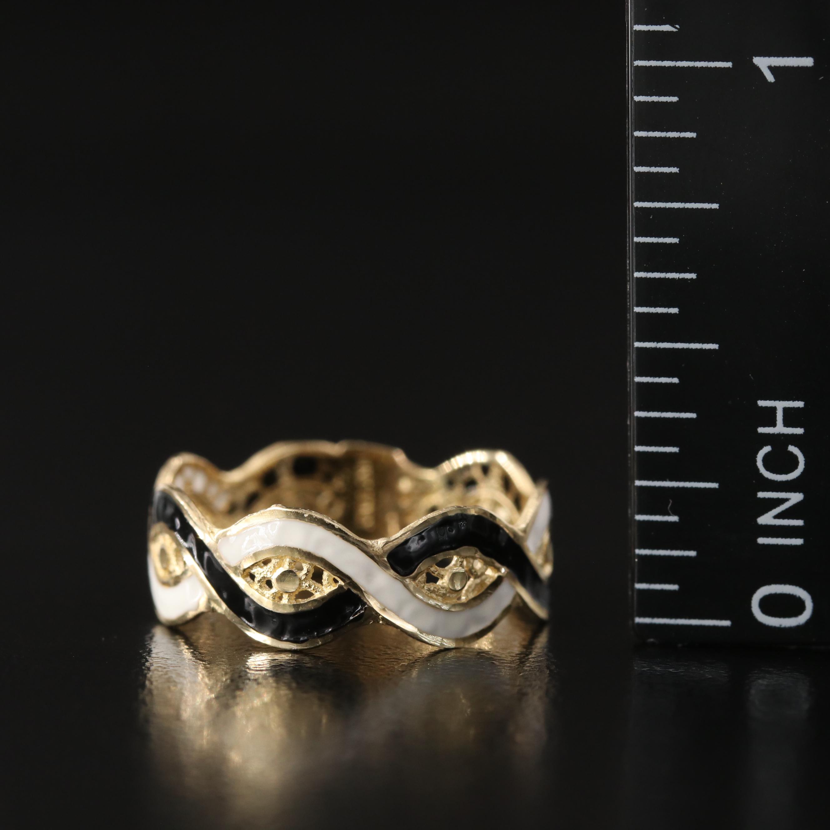 14K Enamel Twist Band