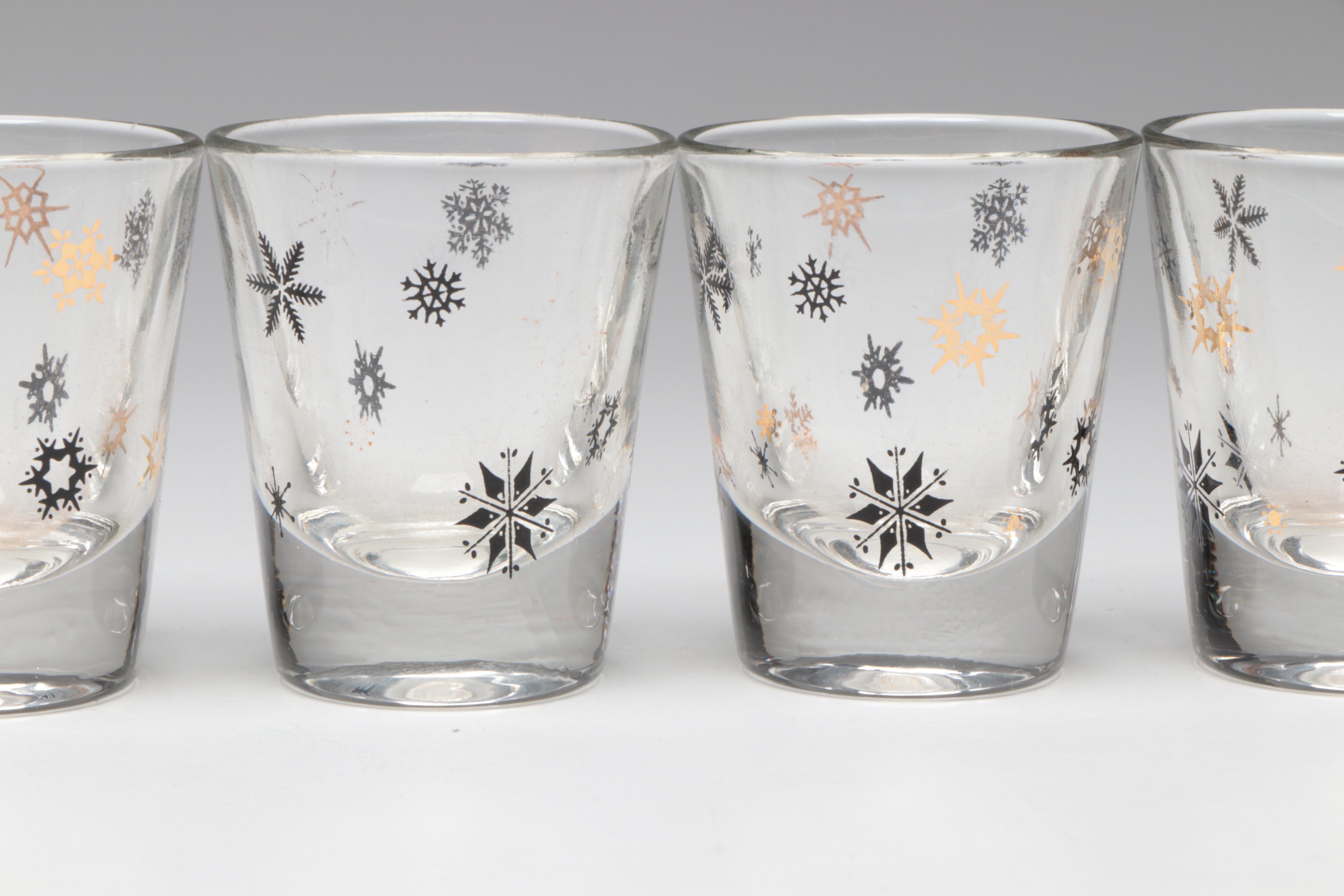 Art Deco Bakelite Bar Caddy with Decanters and Mid Century Modern Style Glasses