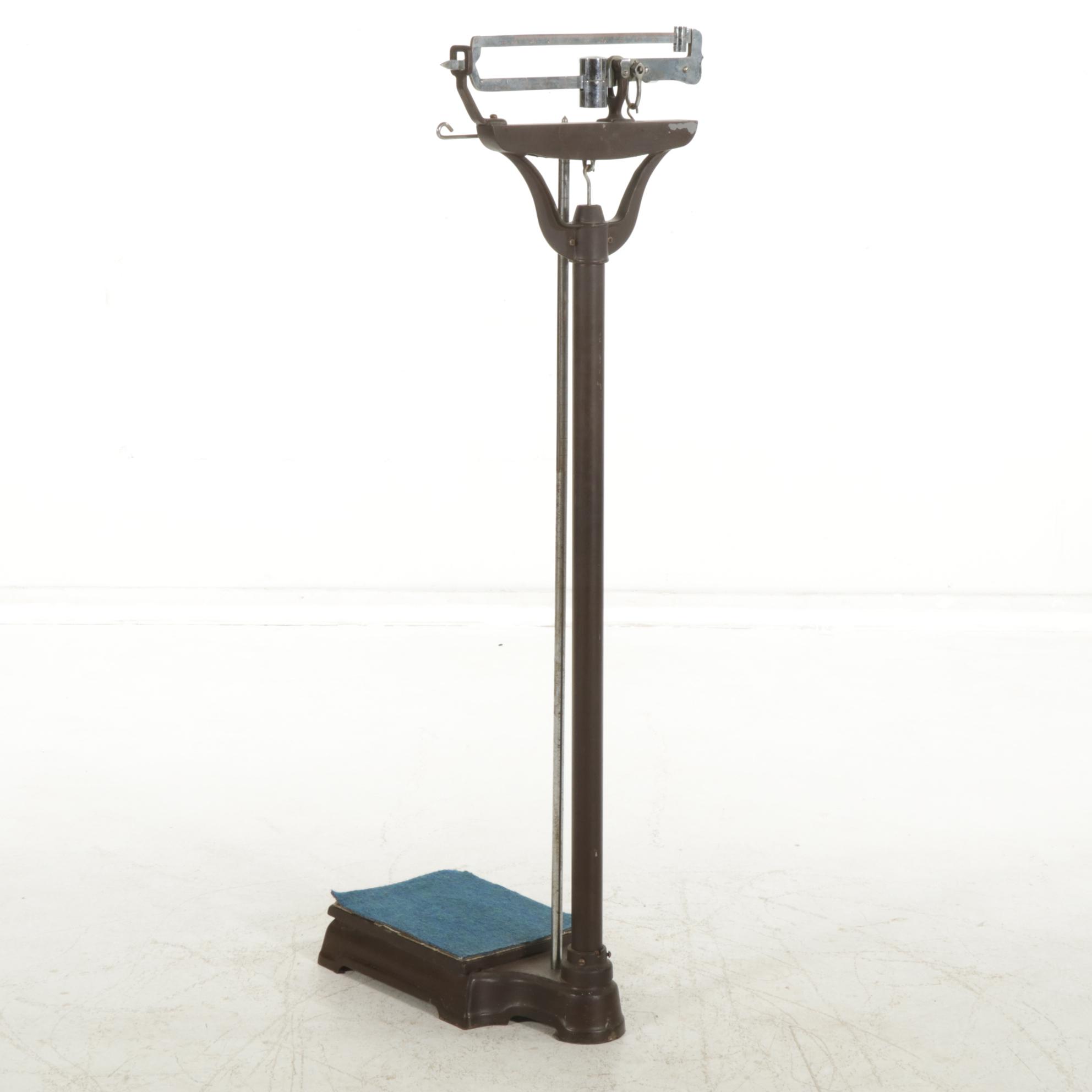 Fairbanks Scale Doctor's Office Upright Scale, Mid 20th Century