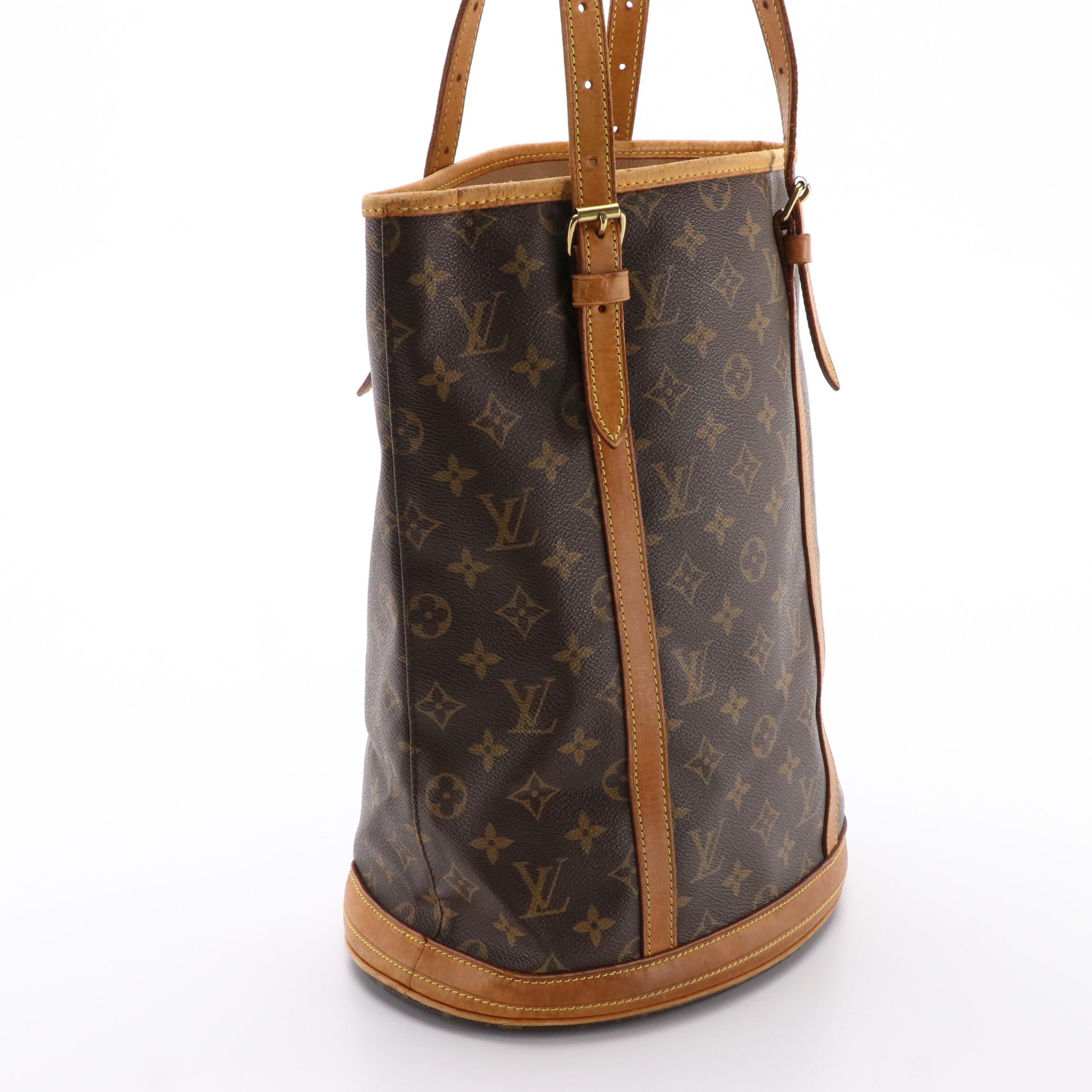 Louis Vuitton Marais GM Bucket Bag in Monogram Canvas and Vachetta Leather Trim
