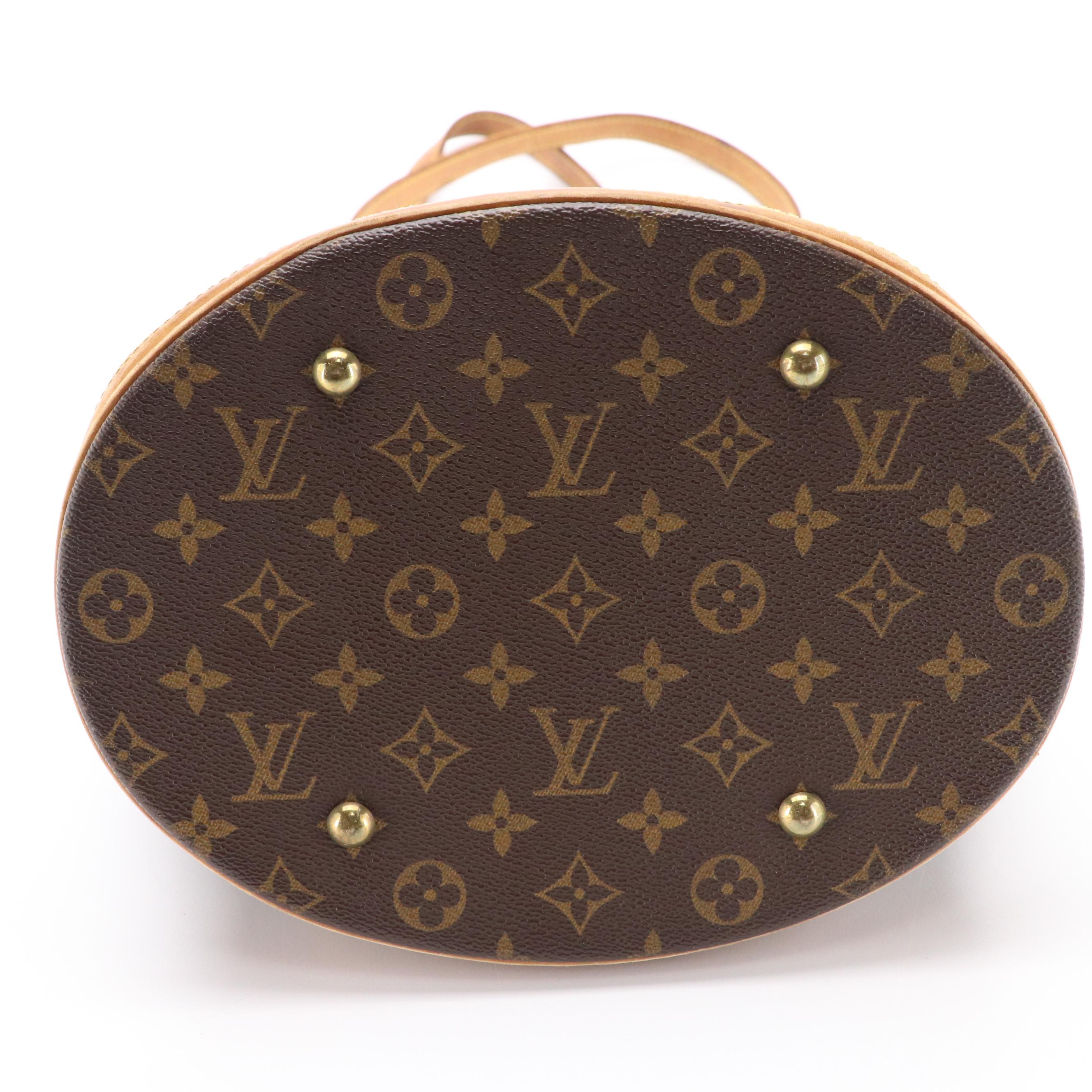 Louis Vuitton Marais GM Bucket Bag in Monogram Canvas and Vachetta Leather Trim