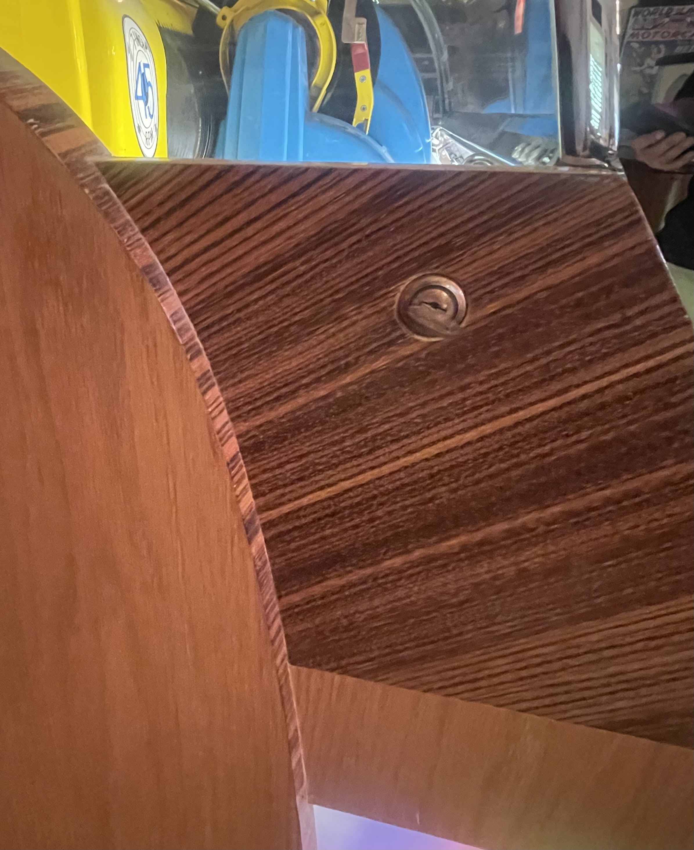 Seeburg Select-O-Matic Jukebox with 100 A-Side Oldies Songs, 1952