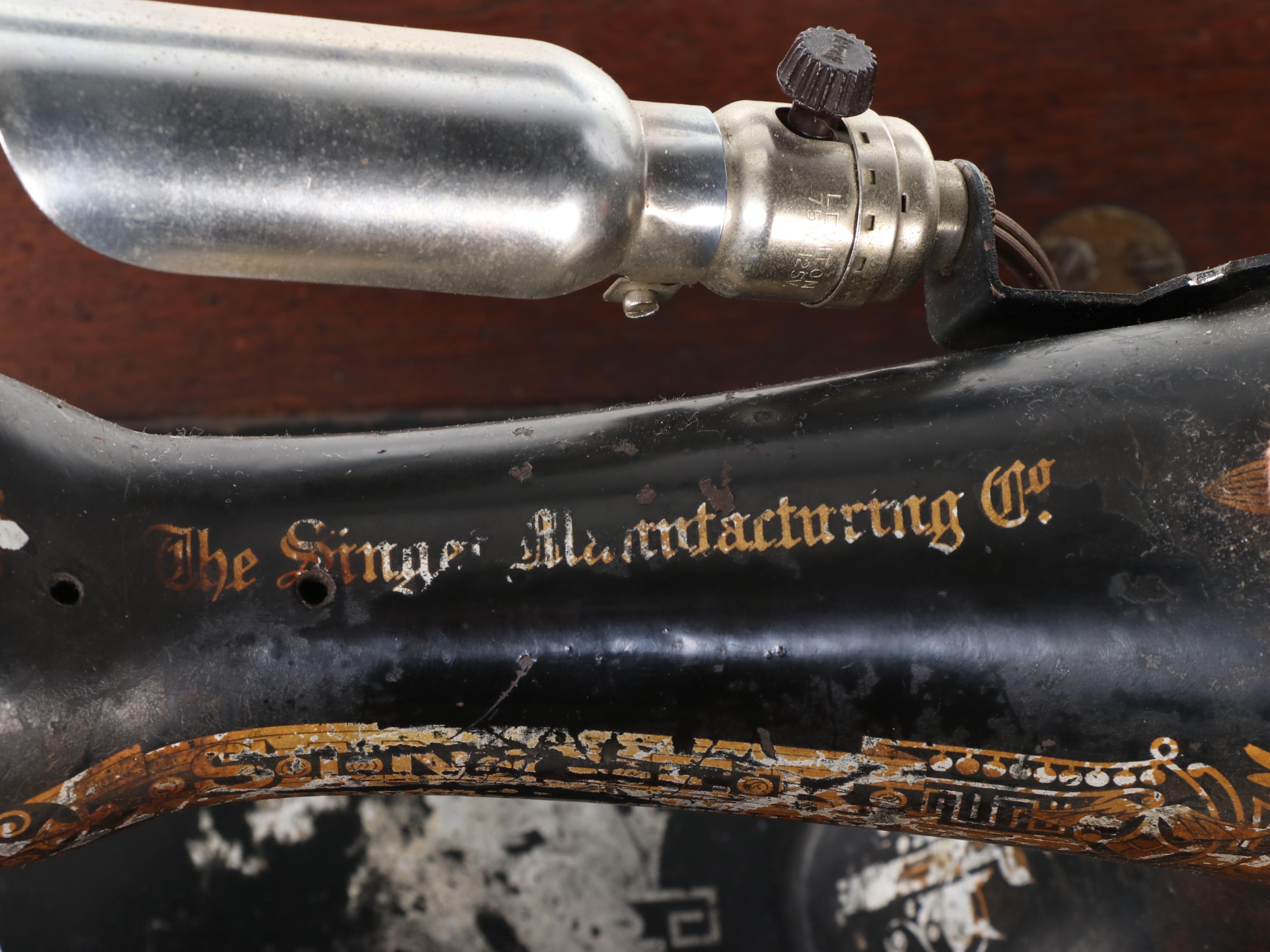 Singer Antique Sewing Machine with Treadle Table, Circa 1906