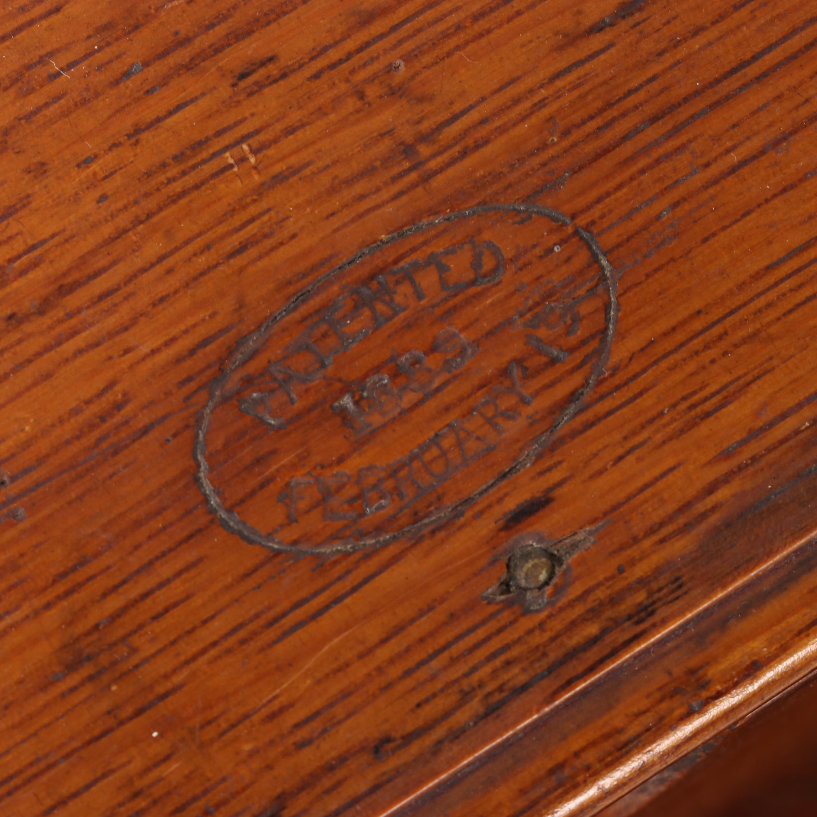 Singer Antique Sewing Machine with Treadle Table, Circa 1906