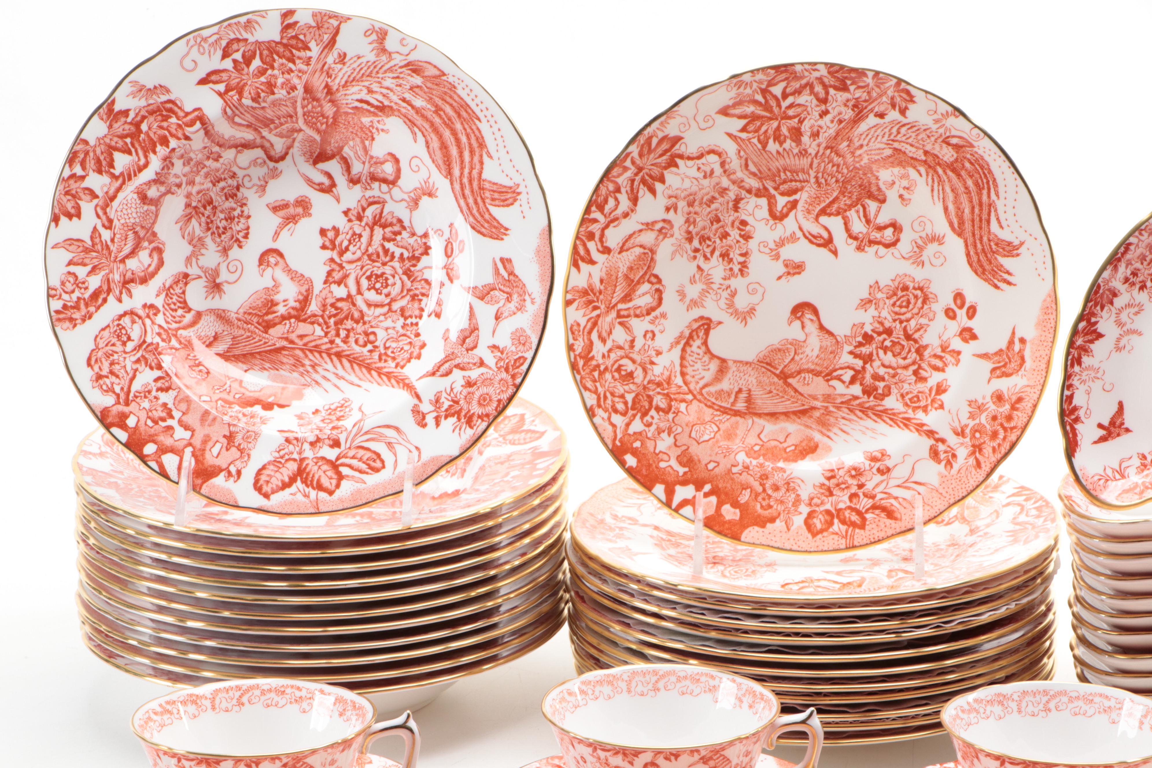 Royal Crown Derby "Red Aves" Bone China Dinnerware, Mid/Late 20th Century