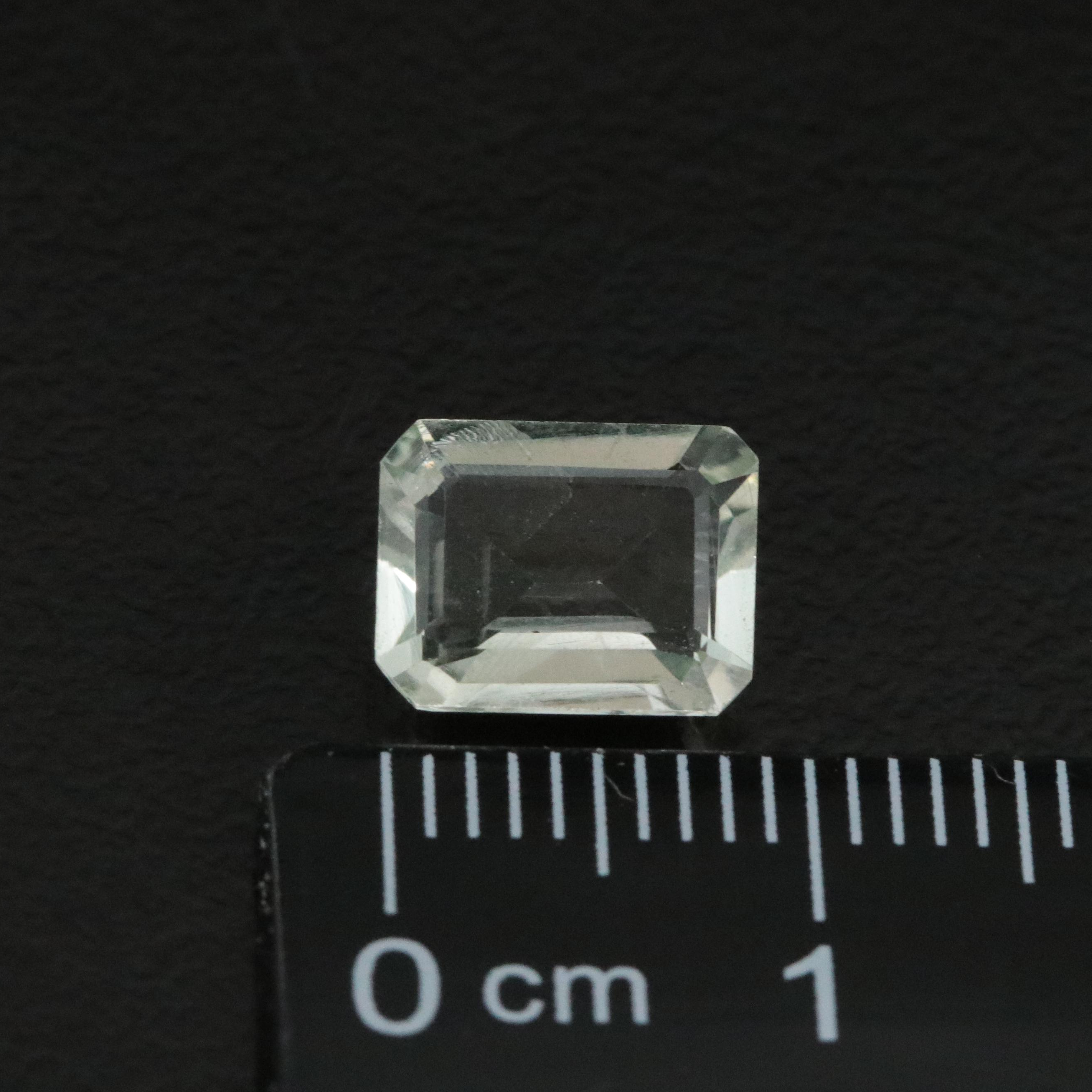Loose 1.74 CT Prasiolite