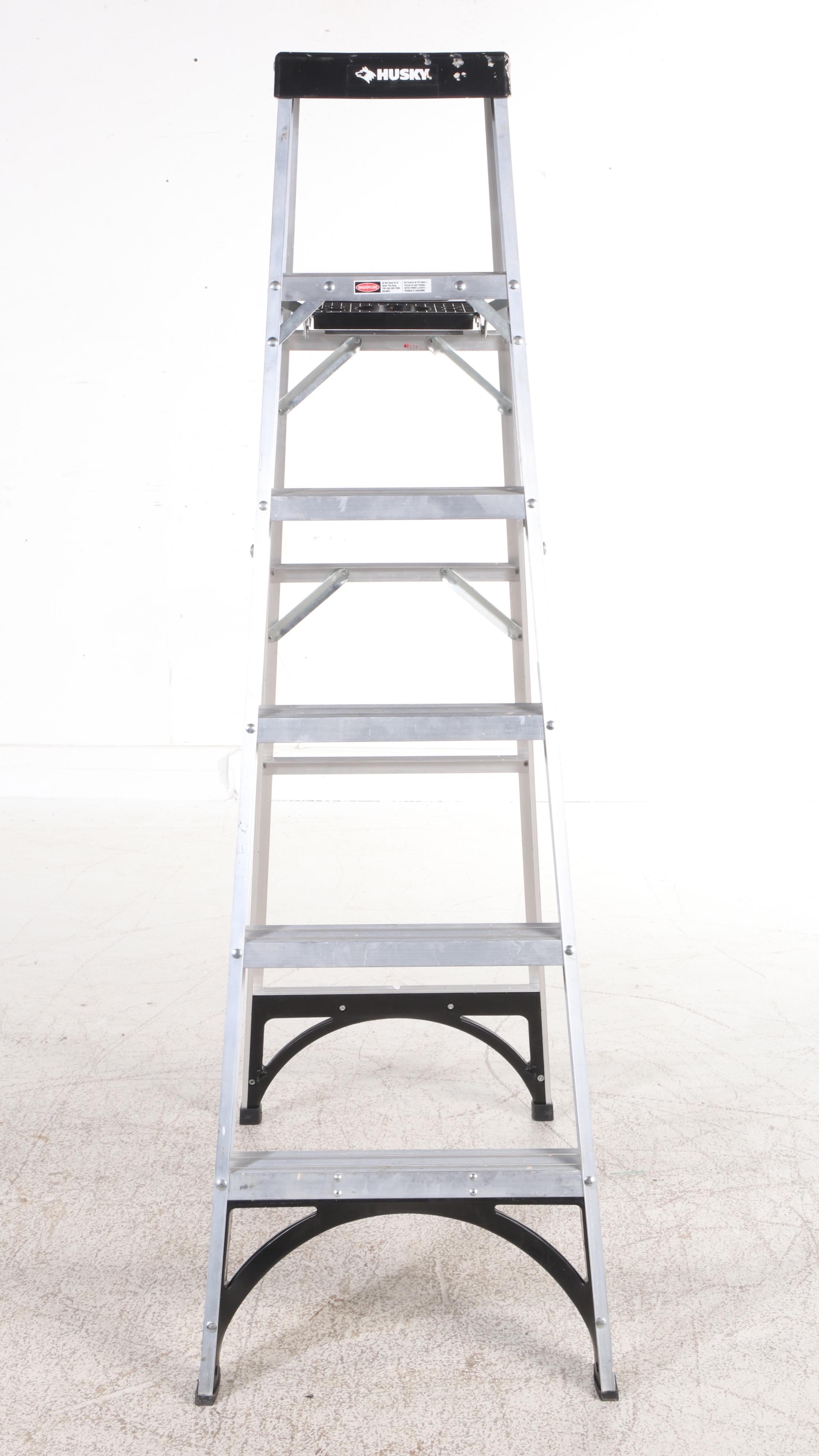 Husky Model ASL1-6 6' Aluminum Folding Step Ladder