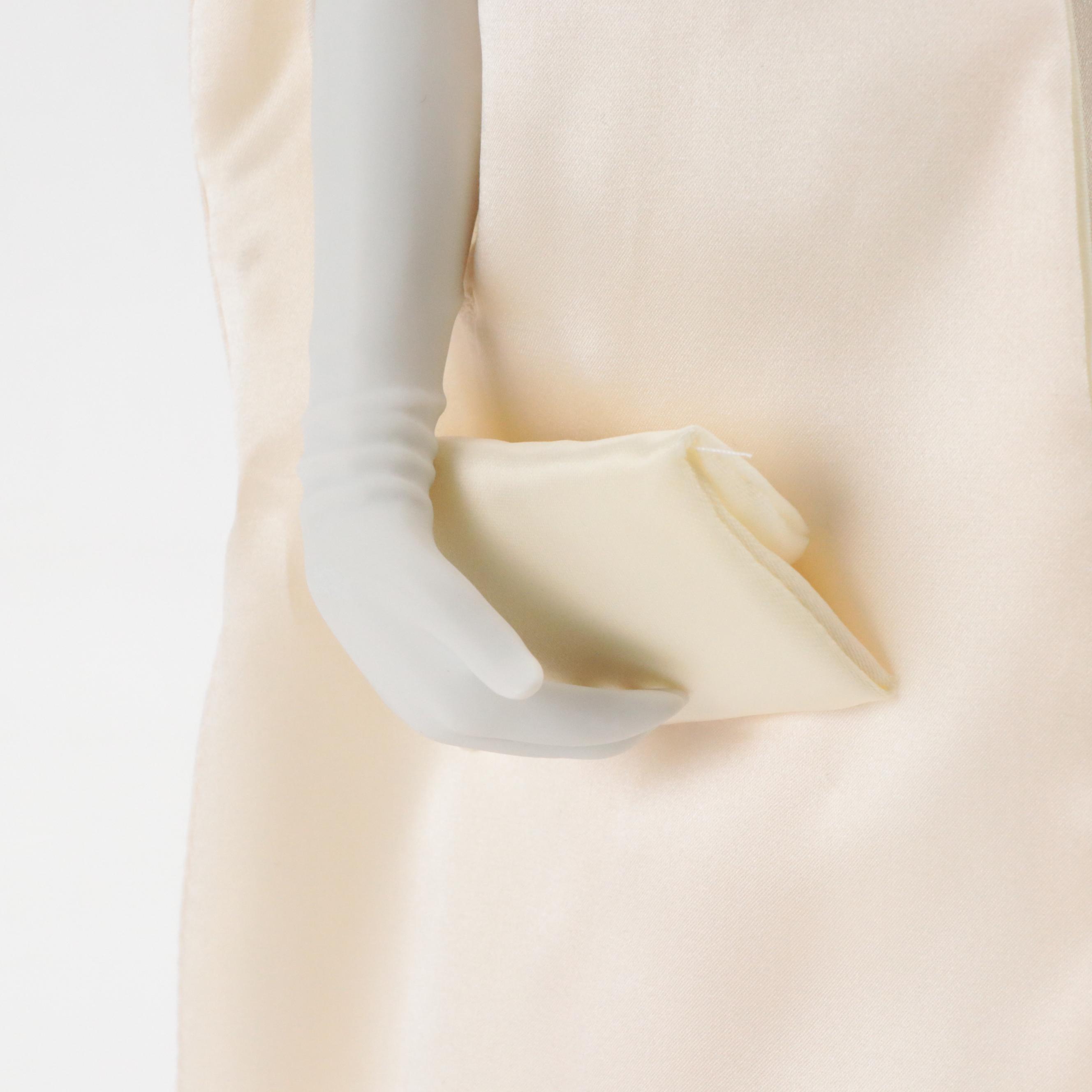 The Danbury Mint First Ladies "Jacqueline Kennedy" Porcelain Collector Doll