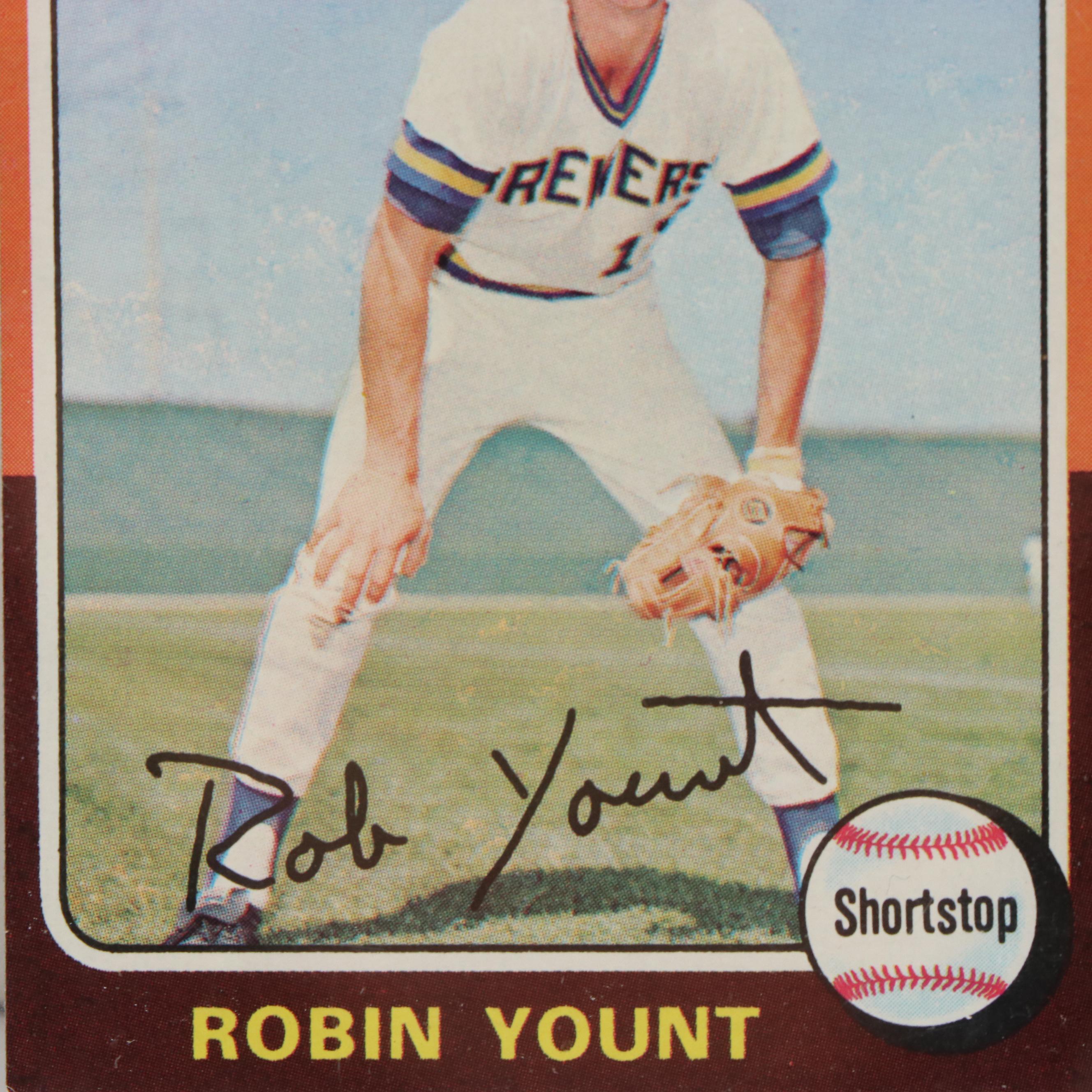 1975 Topps Baseball Card Set Featuring Robin Yount and George Brett Rookies