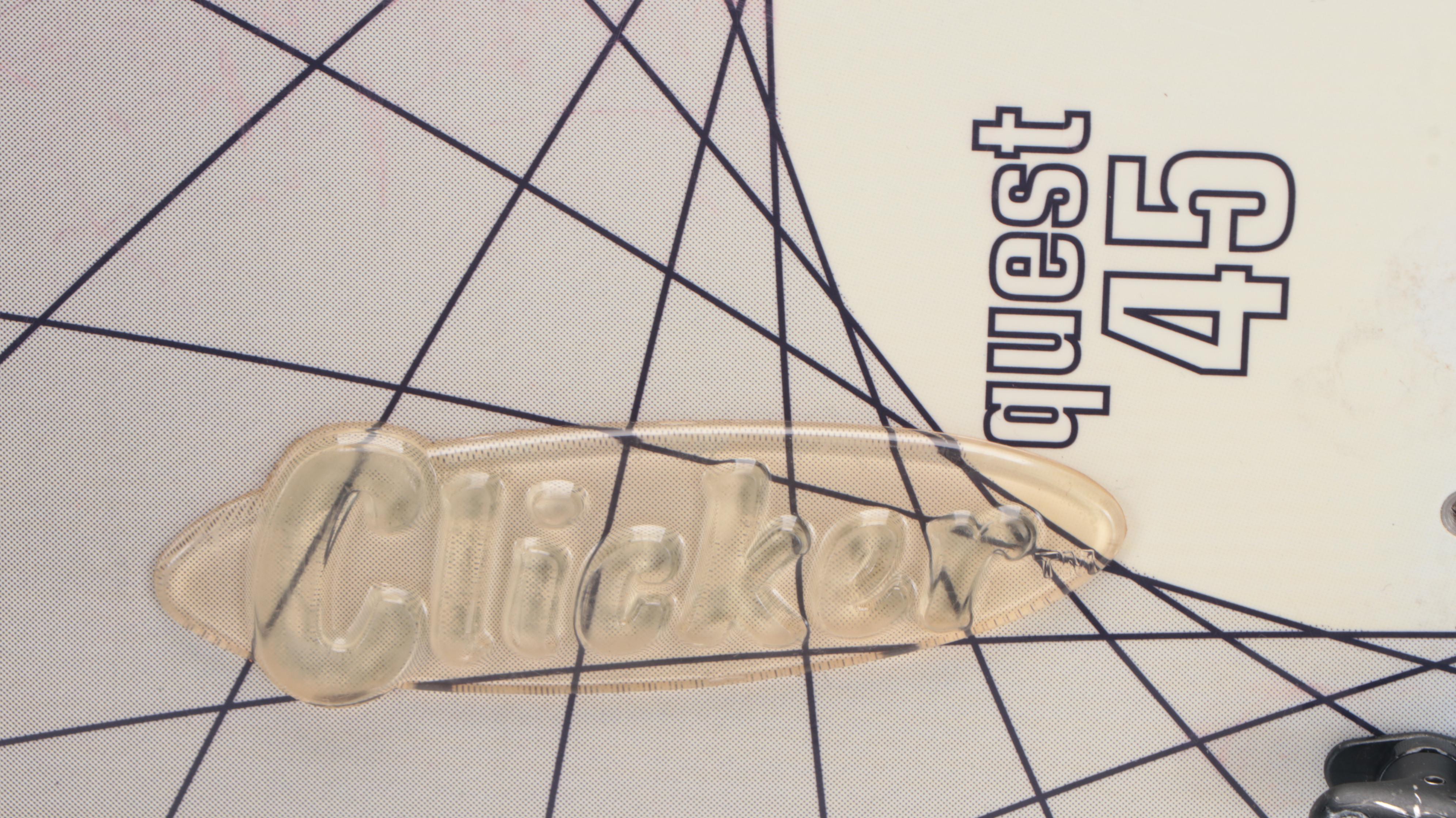 Sims Quest 45 Clicker Snowboard with Burton Nylon Soft Bag, 21st Century