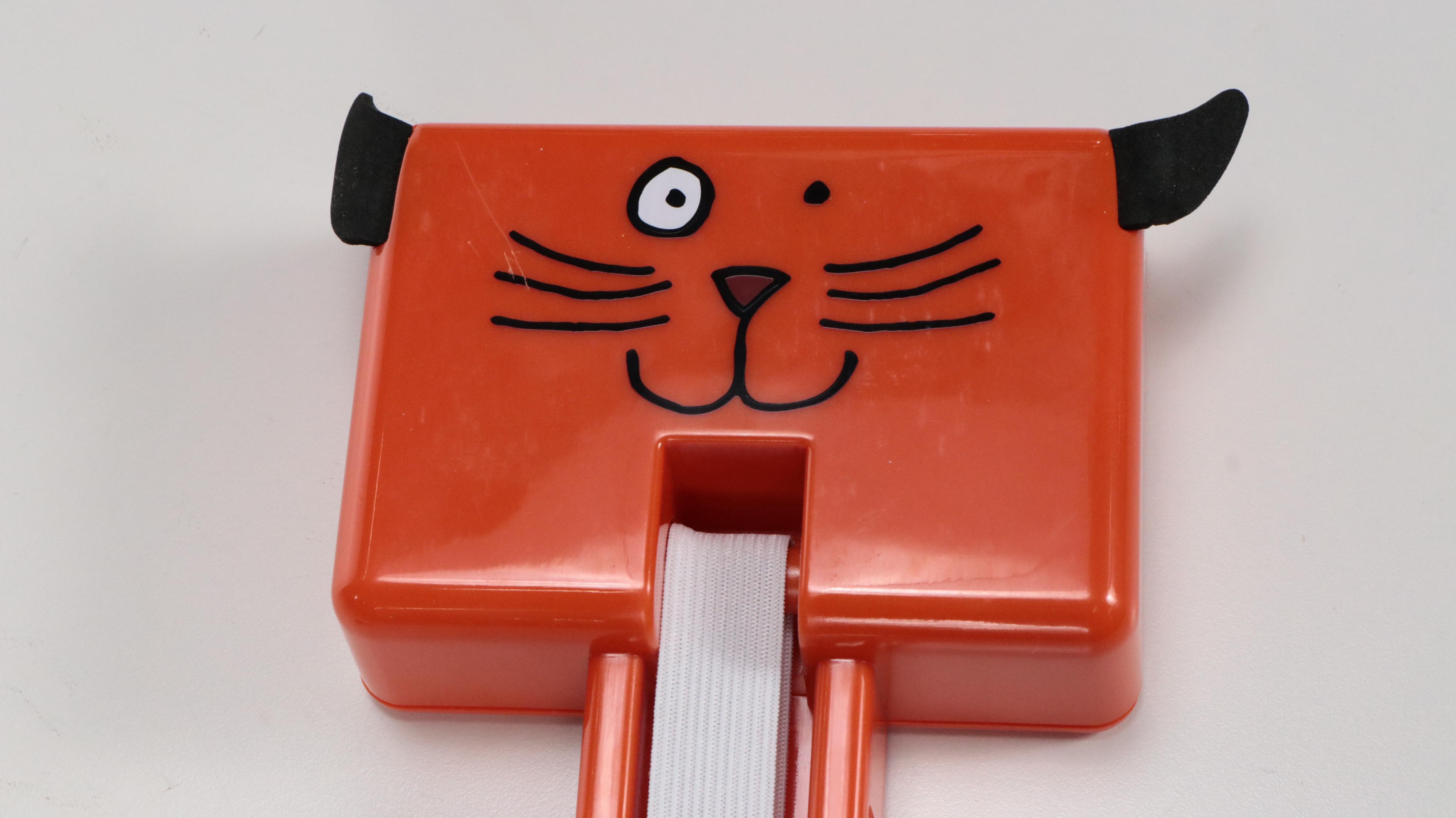 Moody Pet Fling-Ama-String Cat Toys