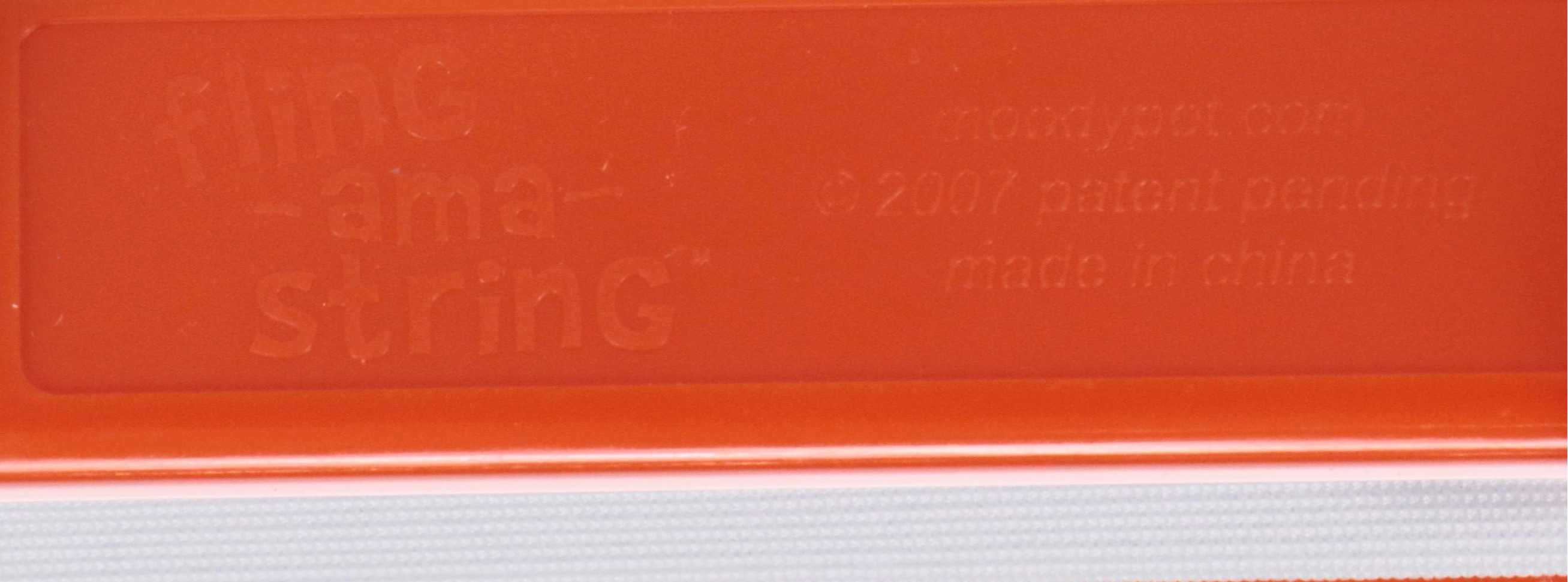 Moody Pet Fling-Ama-String Cat Toys