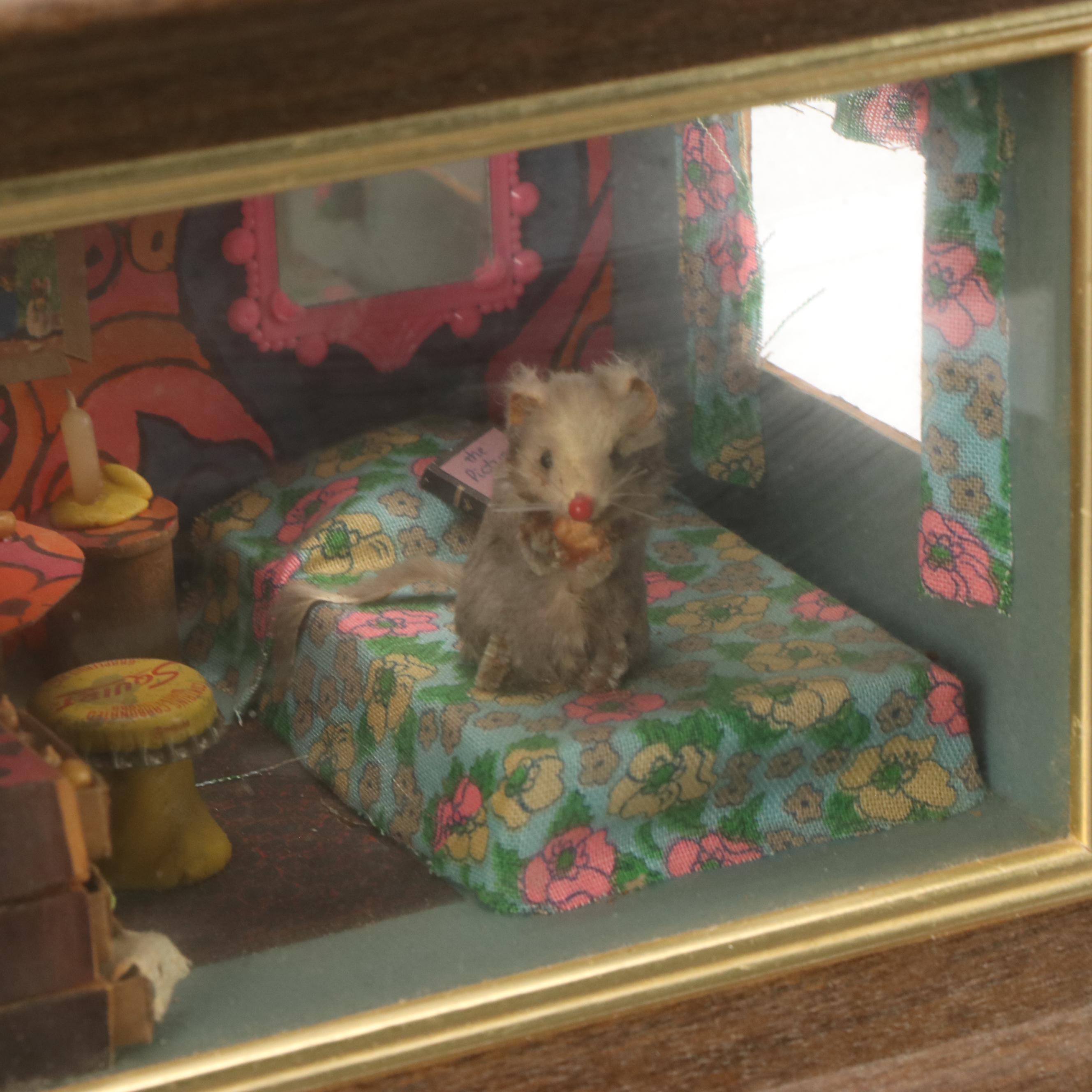 Handmade Mouse House Shadowbox Bedroom, Late 20th Century