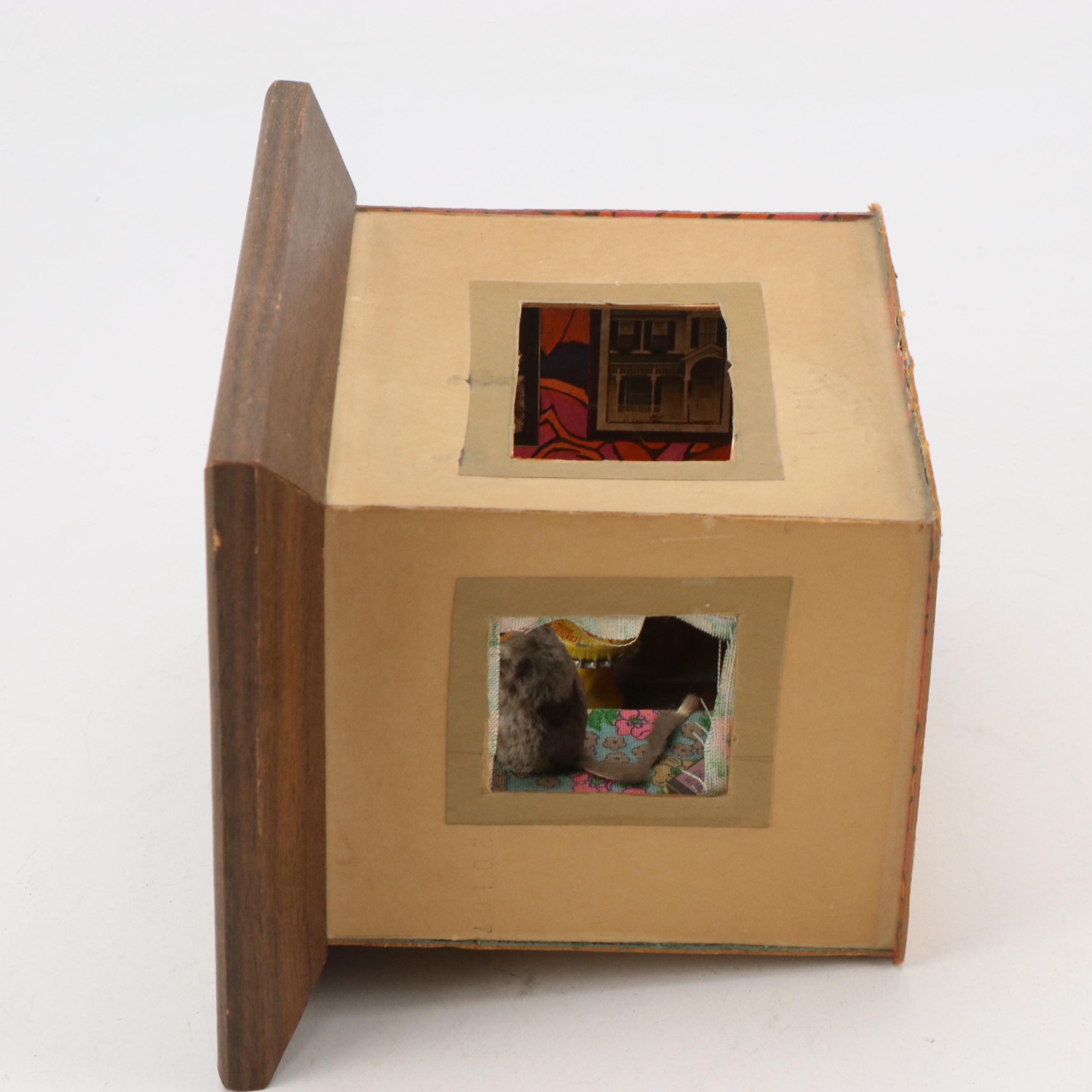 Handmade Mouse House Shadowbox Bedroom, Late 20th Century