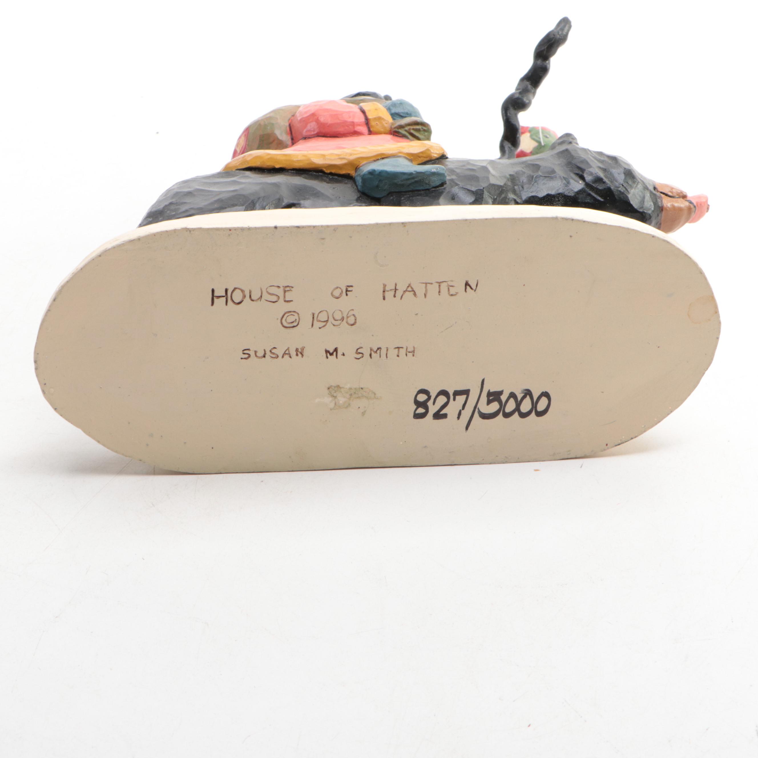 House of Hatten Christmas Figurines with Wall Hanging