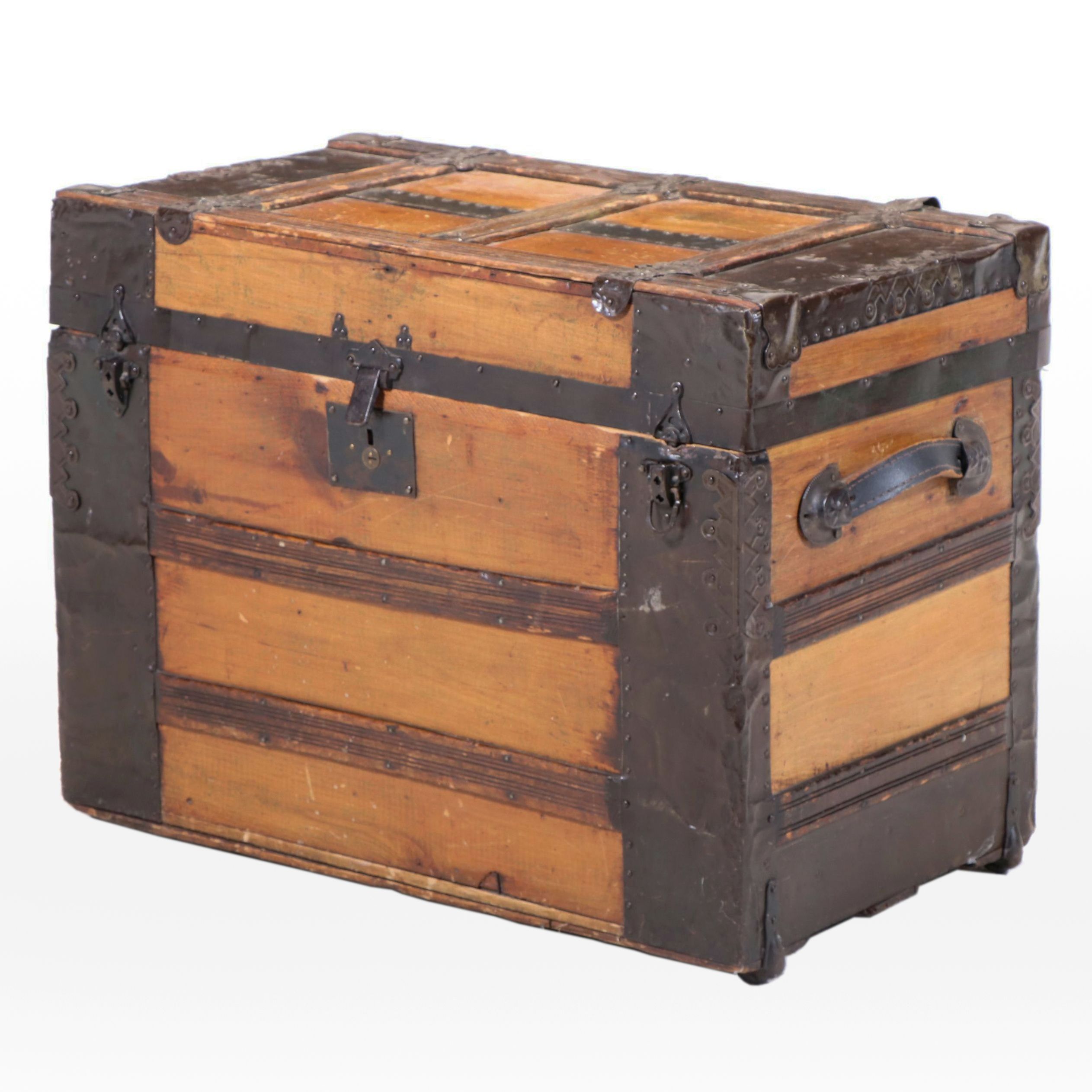 Late Victorian Metal-Clad and Slatted Wood Flat-Top Steamer Trunk