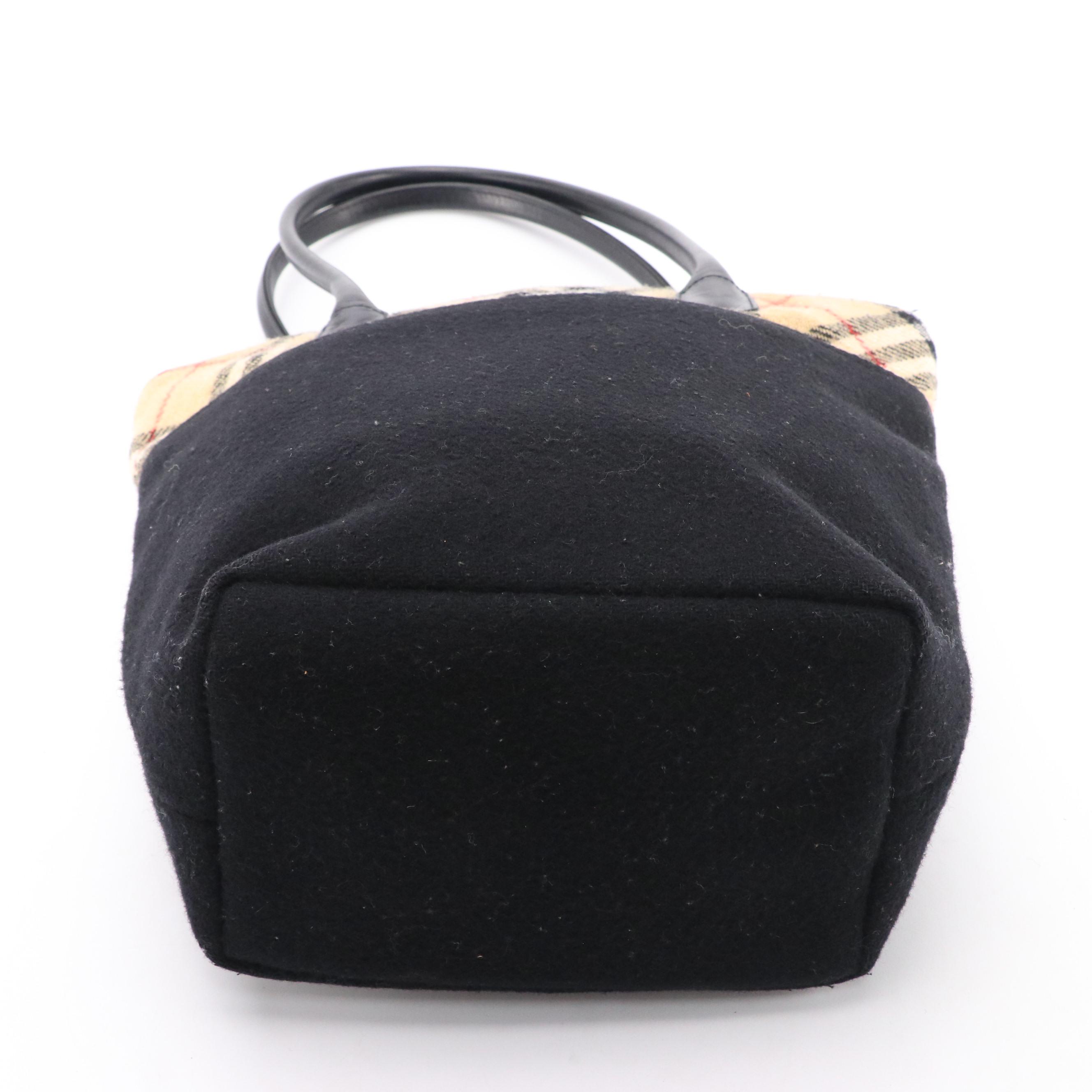 Burberrys Blue Label Shoulder Bag in Nova Check and Black Wool