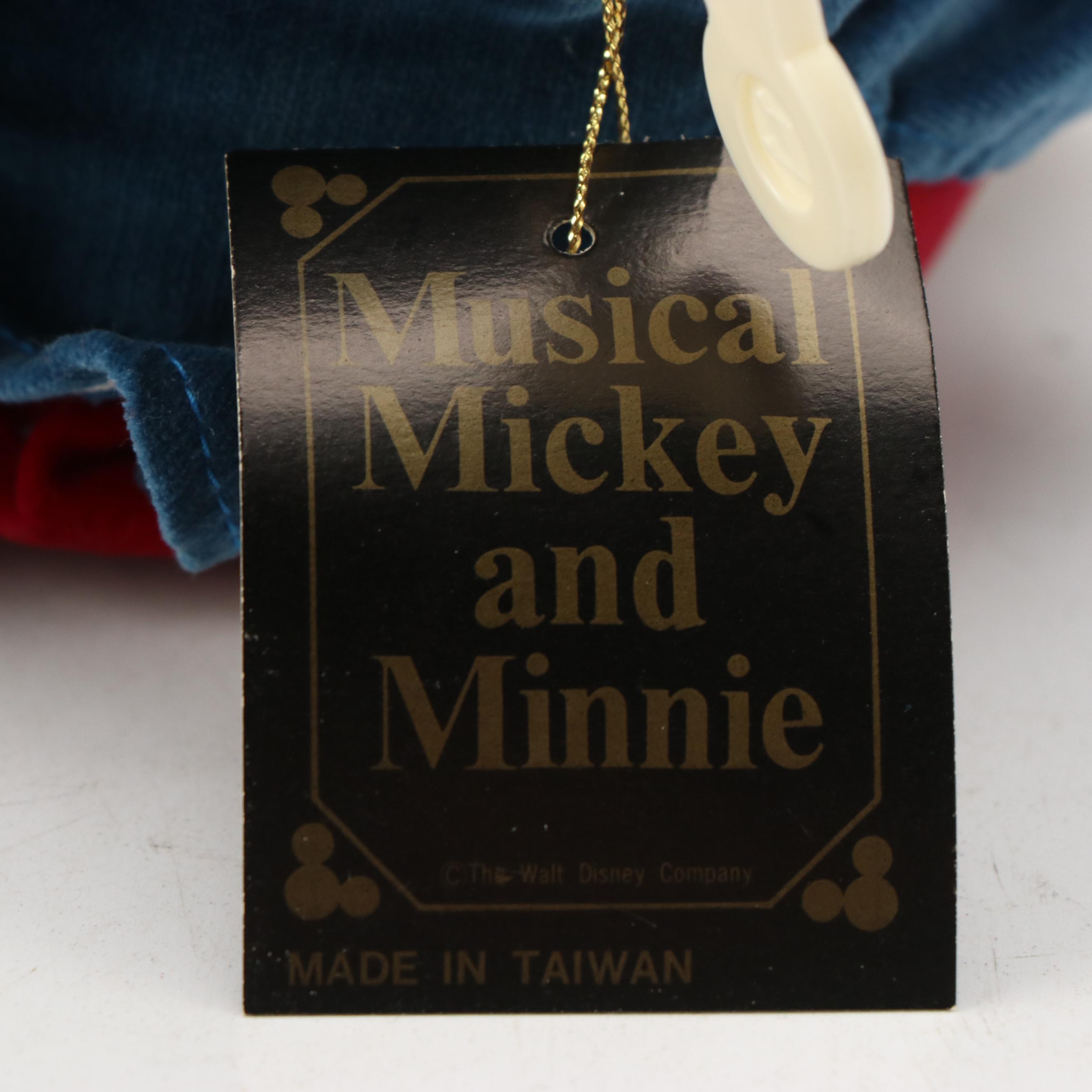 Disney "Eye Found It!" Hidden Picture Game with Panoramas 750-Piece Puzzles