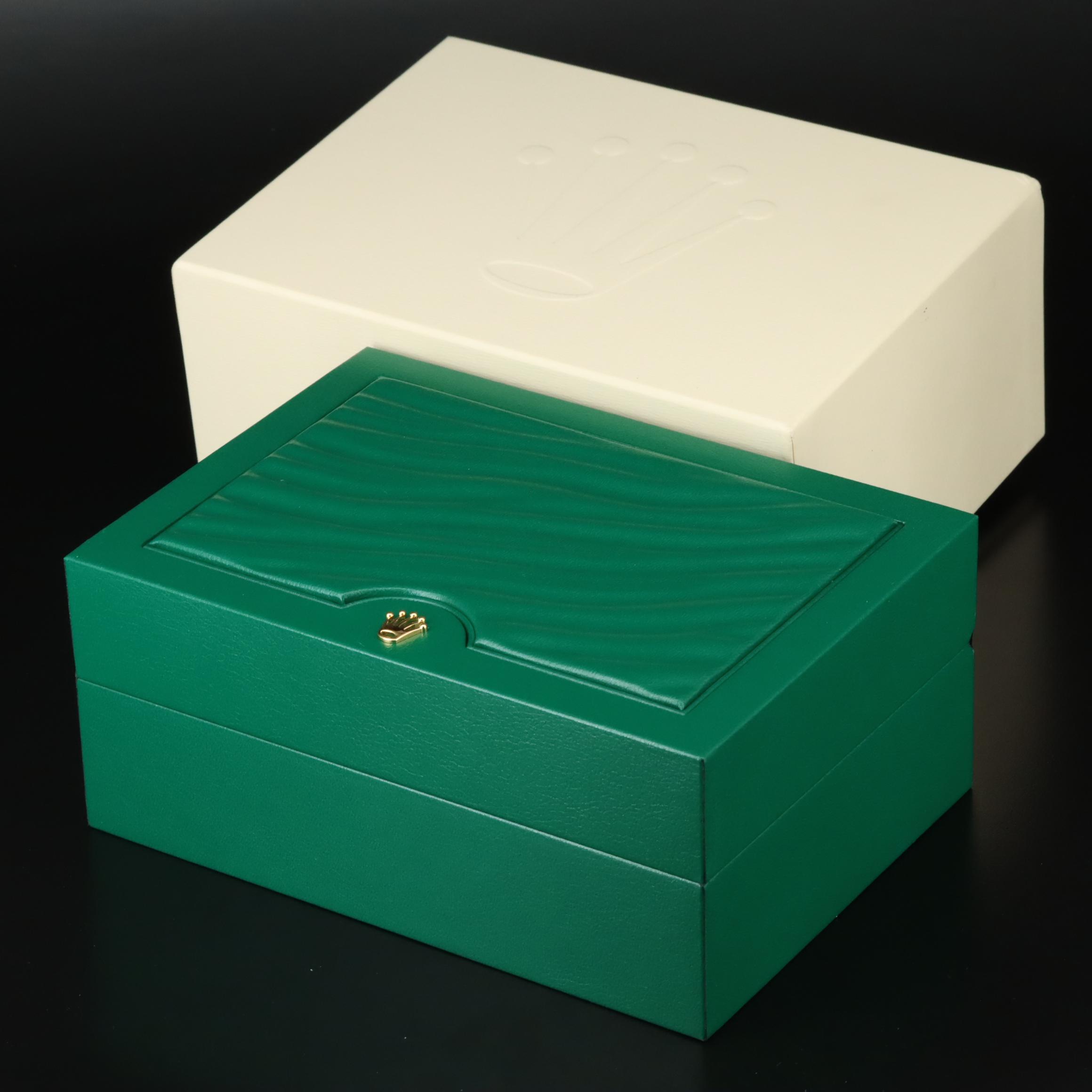 Rolex Submariner Date Oystersteel “Starbucks” 41mm Watch