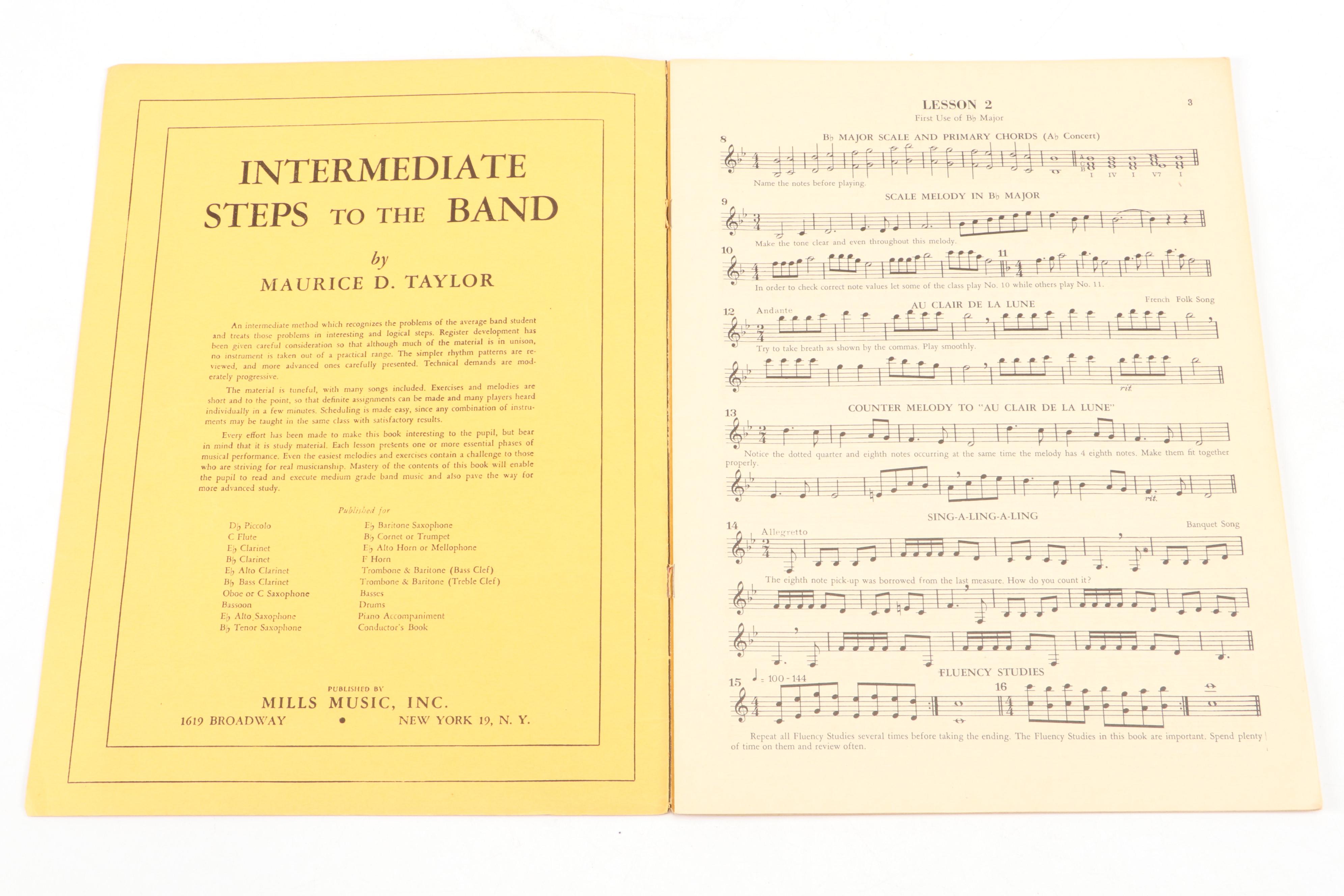 Evette Grenadilla Wood Clarinet With Faux Leather Hardside Case, Music Book